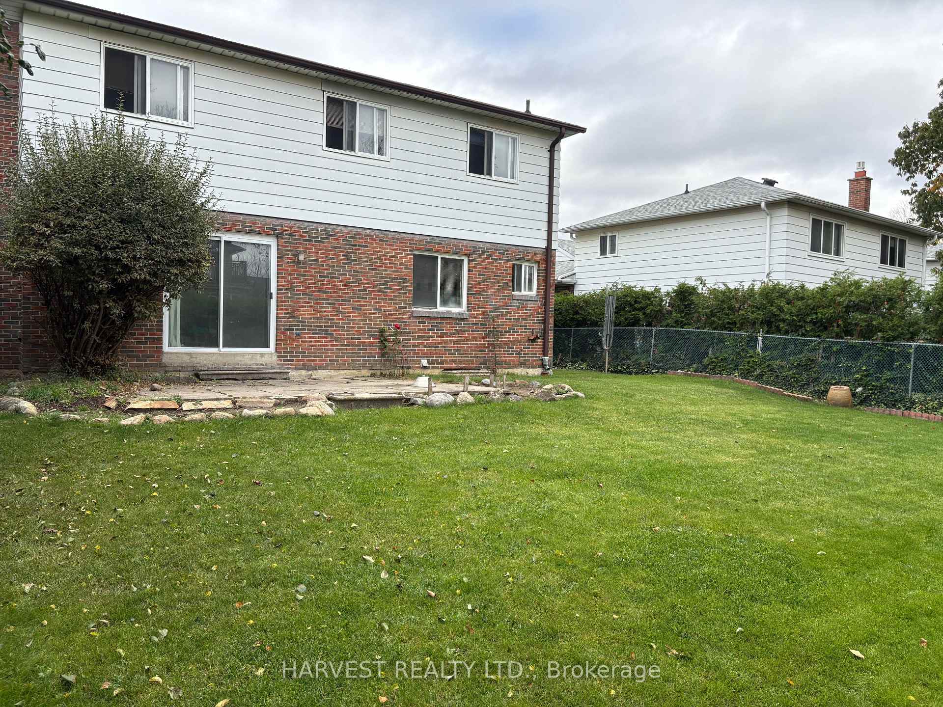 Photo 6 of 19 Glendower Circuit, Scarborough, L'Amoreaux — HOMEH