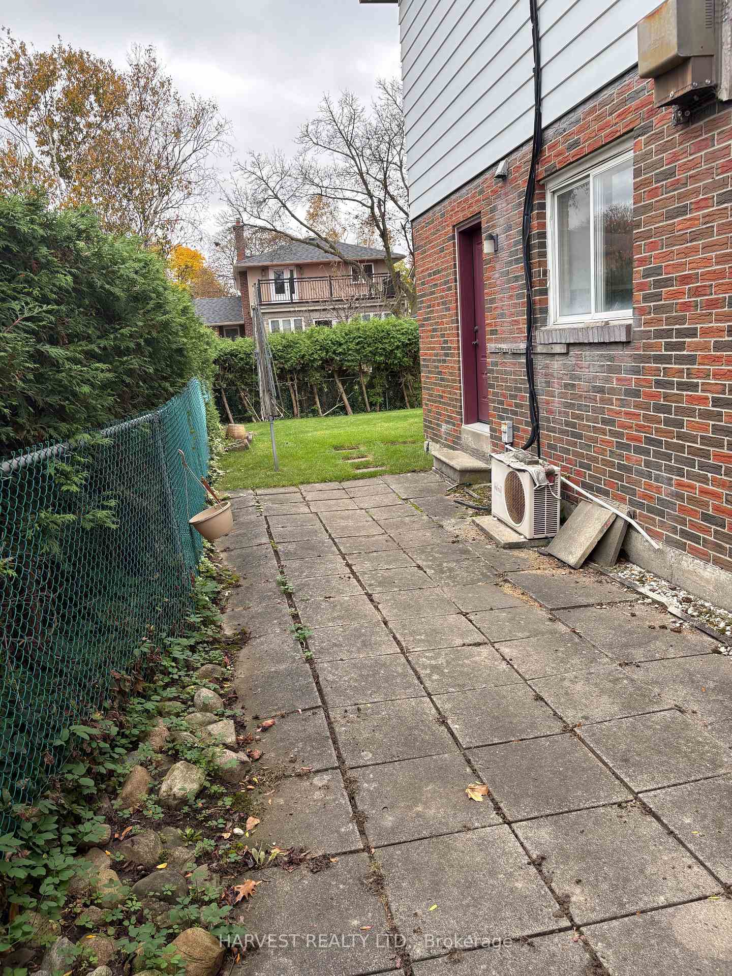 Photo 11 of 19 Glendower Circuit, Scarborough, L'Amoreaux — HOMEH
