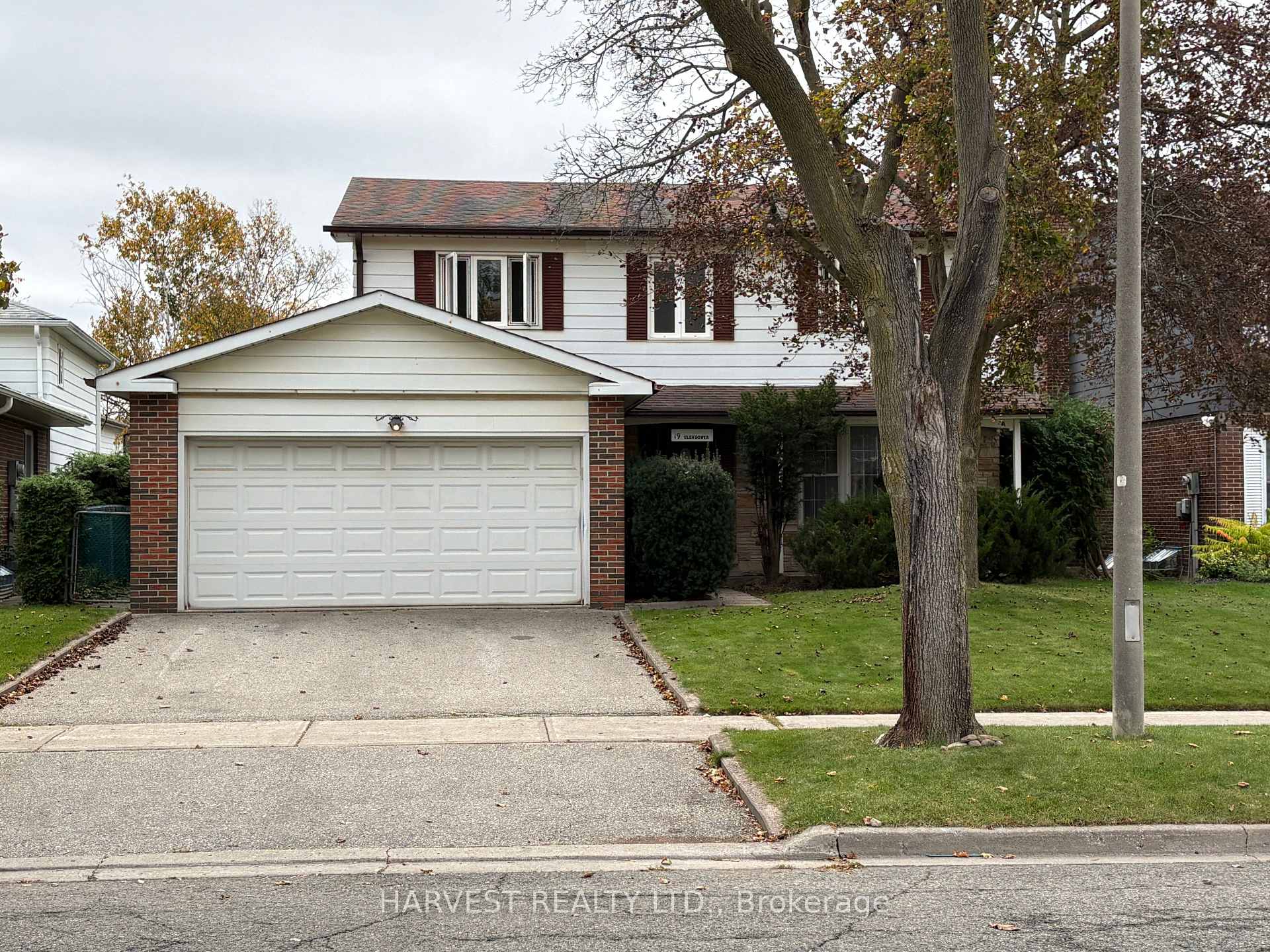 Photo 17 of 19 Glendower Circuit, Scarborough, L'Amoreaux — HOMEH