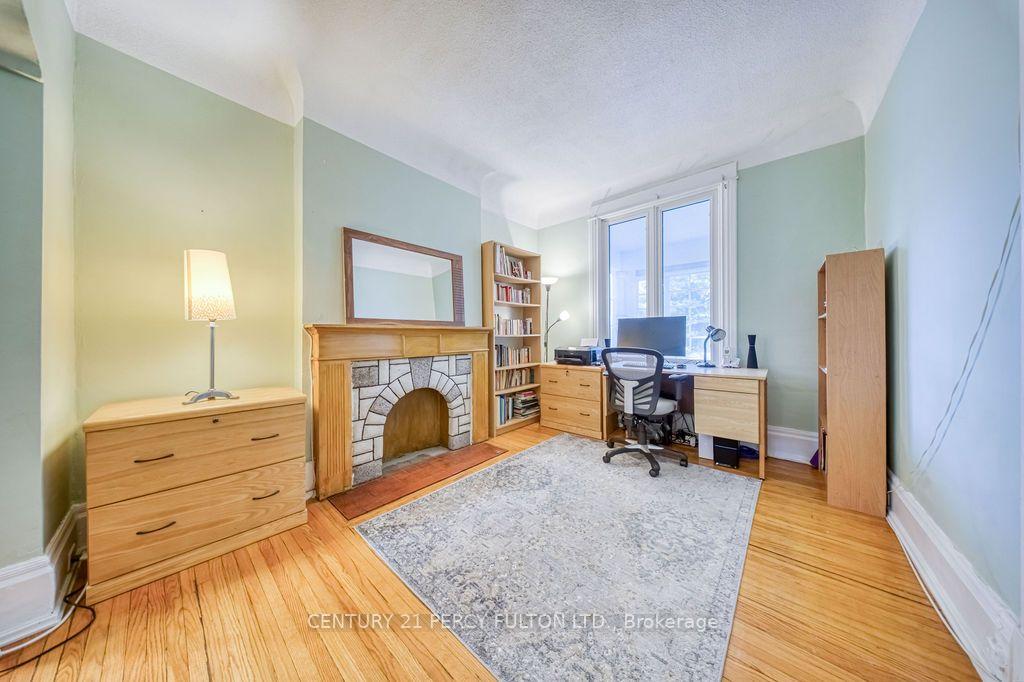 Photo 5 of 441 Delaware Avenue, Toronto, Dovercourt-Wallace Emerson-Junction — HOMEH