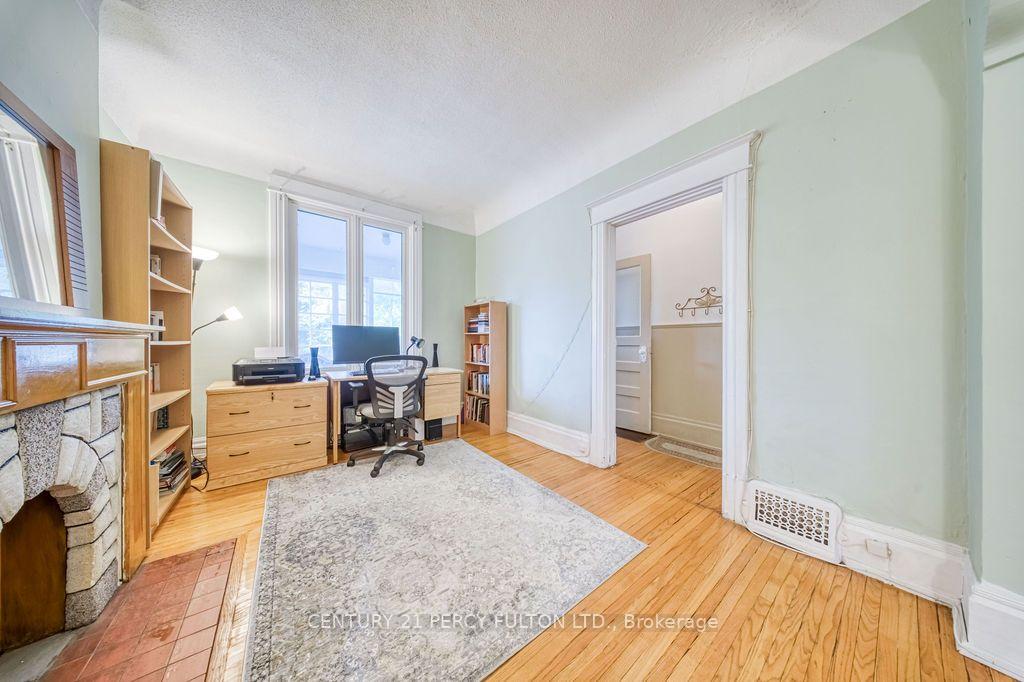 Photo 6 of 441 Delaware Avenue, Toronto, Dovercourt-Wallace Emerson-Junction — HOMEH
