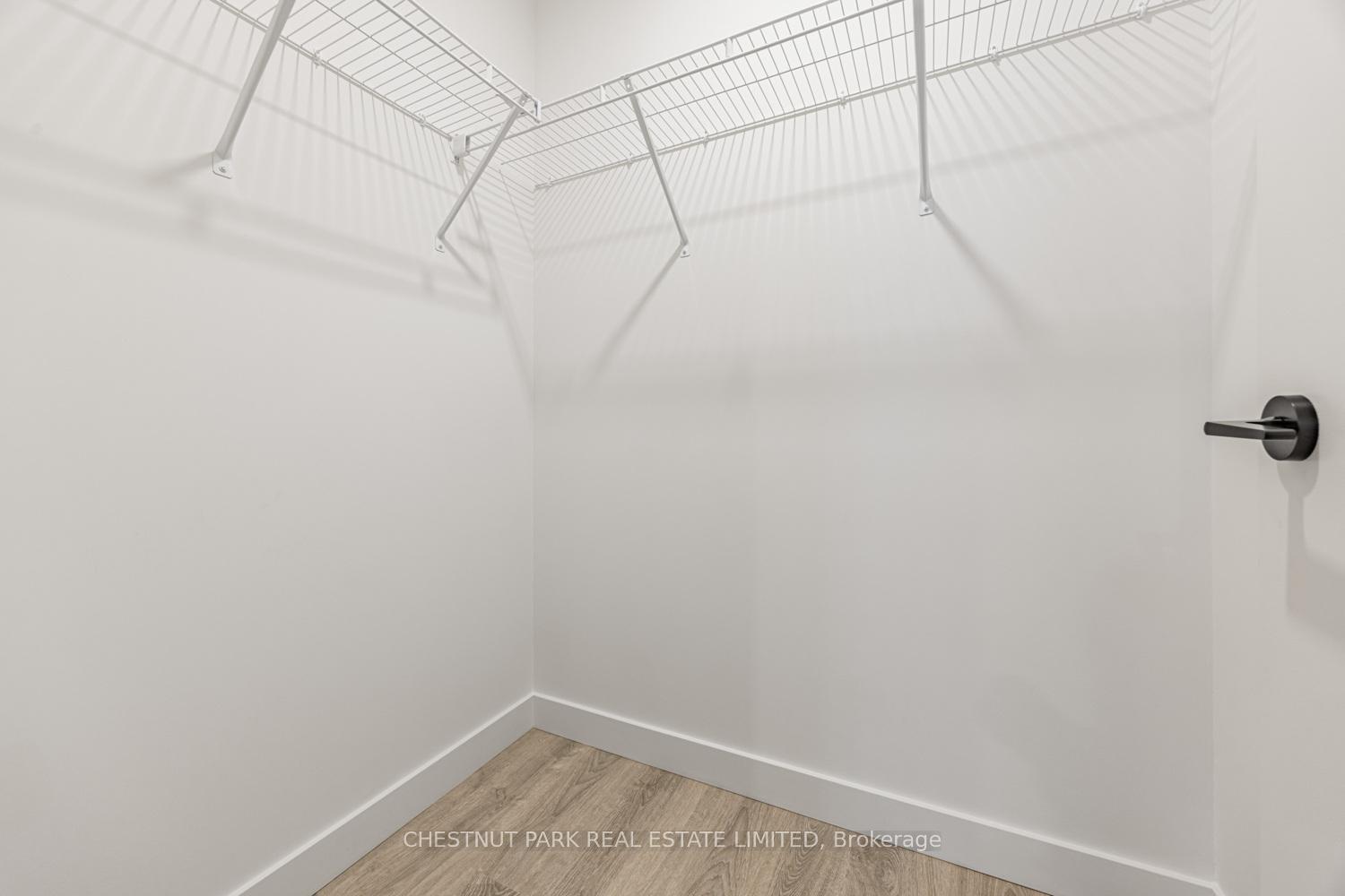 Photo 7 of Unit 402, 1050 Eastern Avenue, Toronto, Greenwood-Coxwell — HOMEH