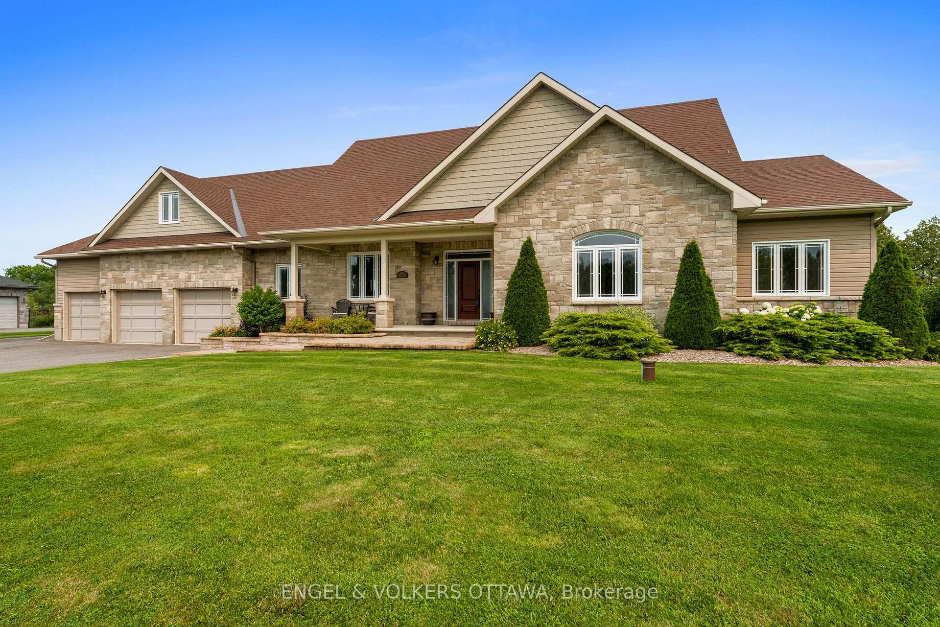 Photo 1 of 5579 Lombardy Drive, Ottawa, Osgoode — HOMEH
