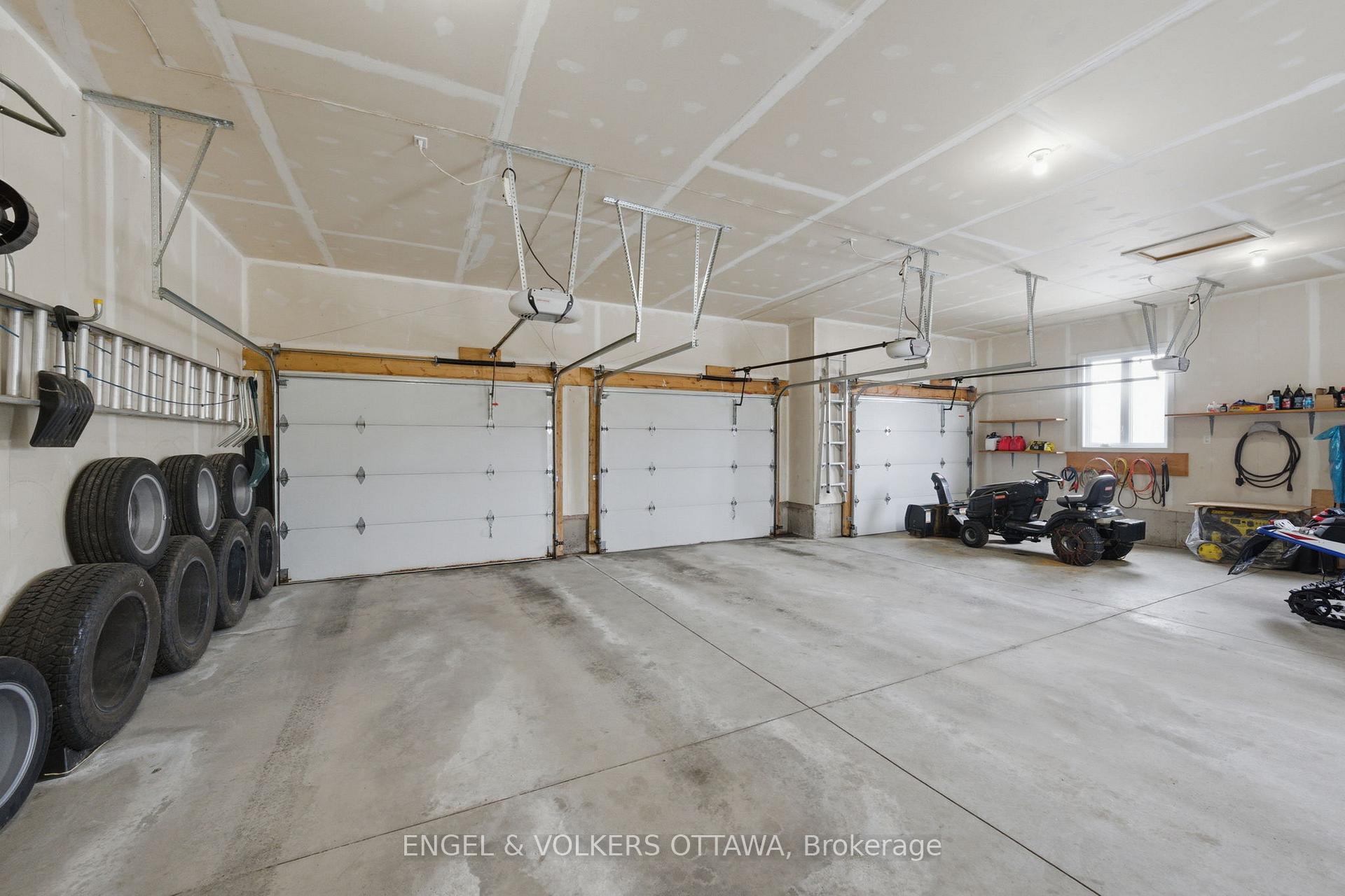 Photo 33 of 5579 Lombardy Drive, Ottawa, Osgoode — HOMEH