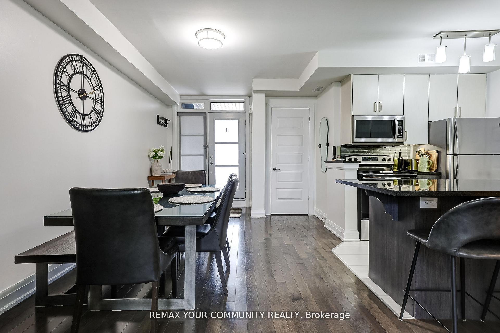 Photo 5 of Unit 29, 8169 Kipling Avenue, Vaughan, West Woodbridge — HOMEH