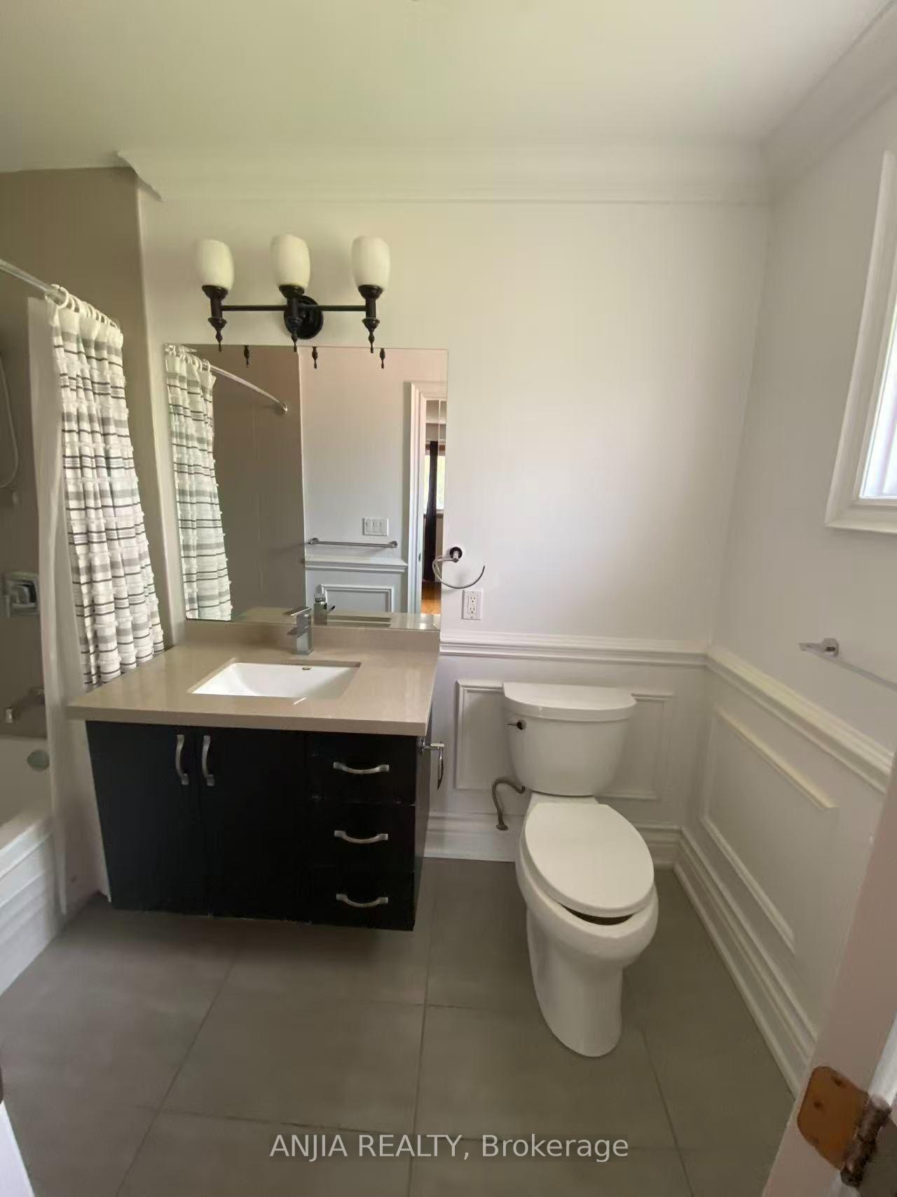 Photo 9 of 31 Donalda Crescent, Scarborough, Agincourt South-Malvern West — HOMEH