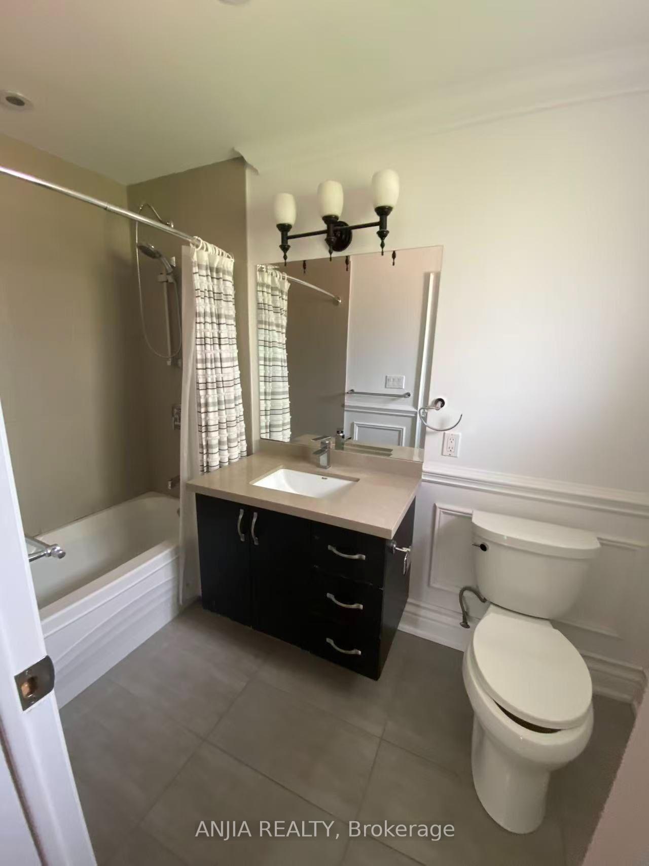 Photo 10 of 31 Donalda Crescent, Scarborough, Agincourt South-Malvern West — HOMEH