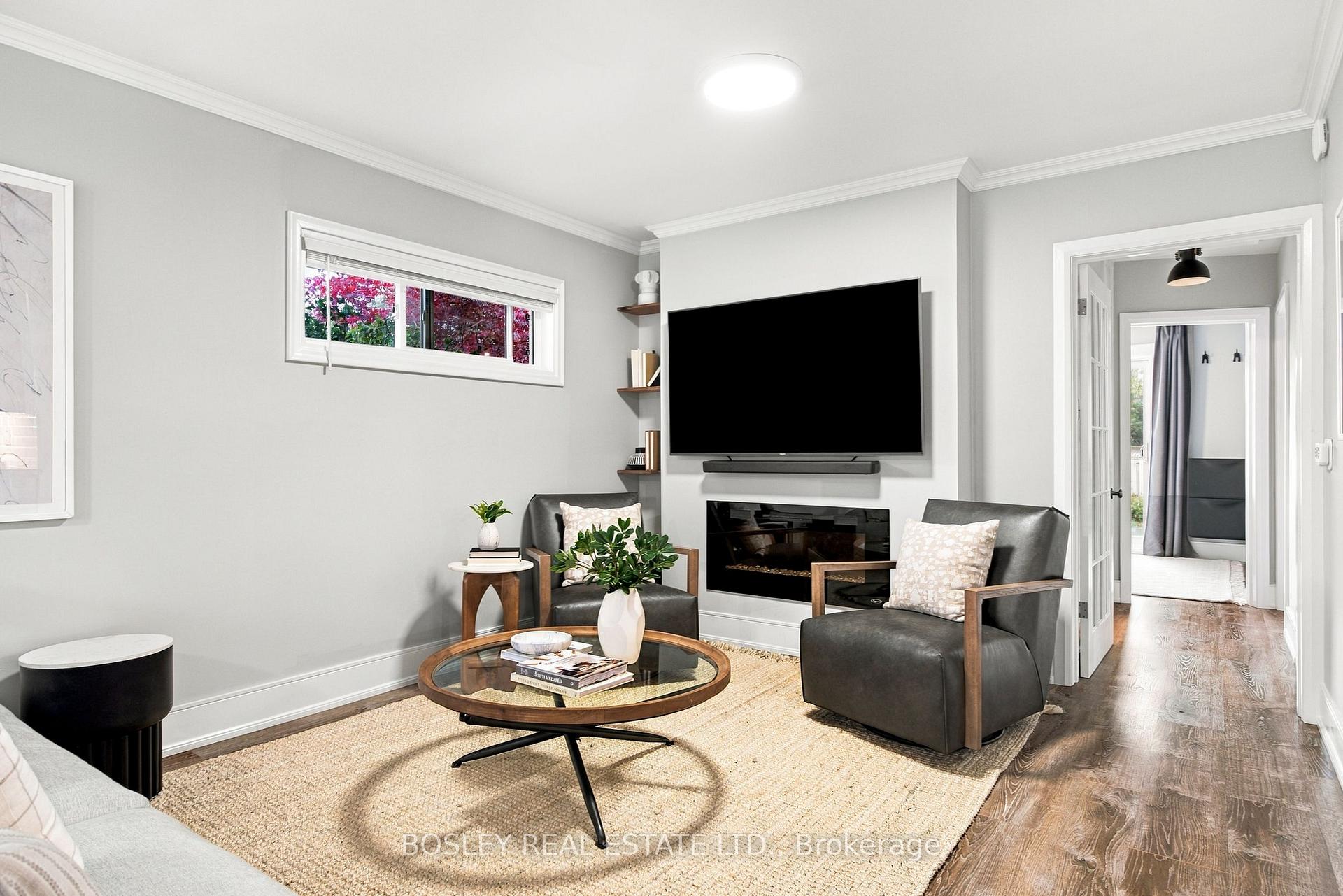 Photo 5 of 56 Christina Crescent, Scarborough, Wexford-Maryvale — HOMEH