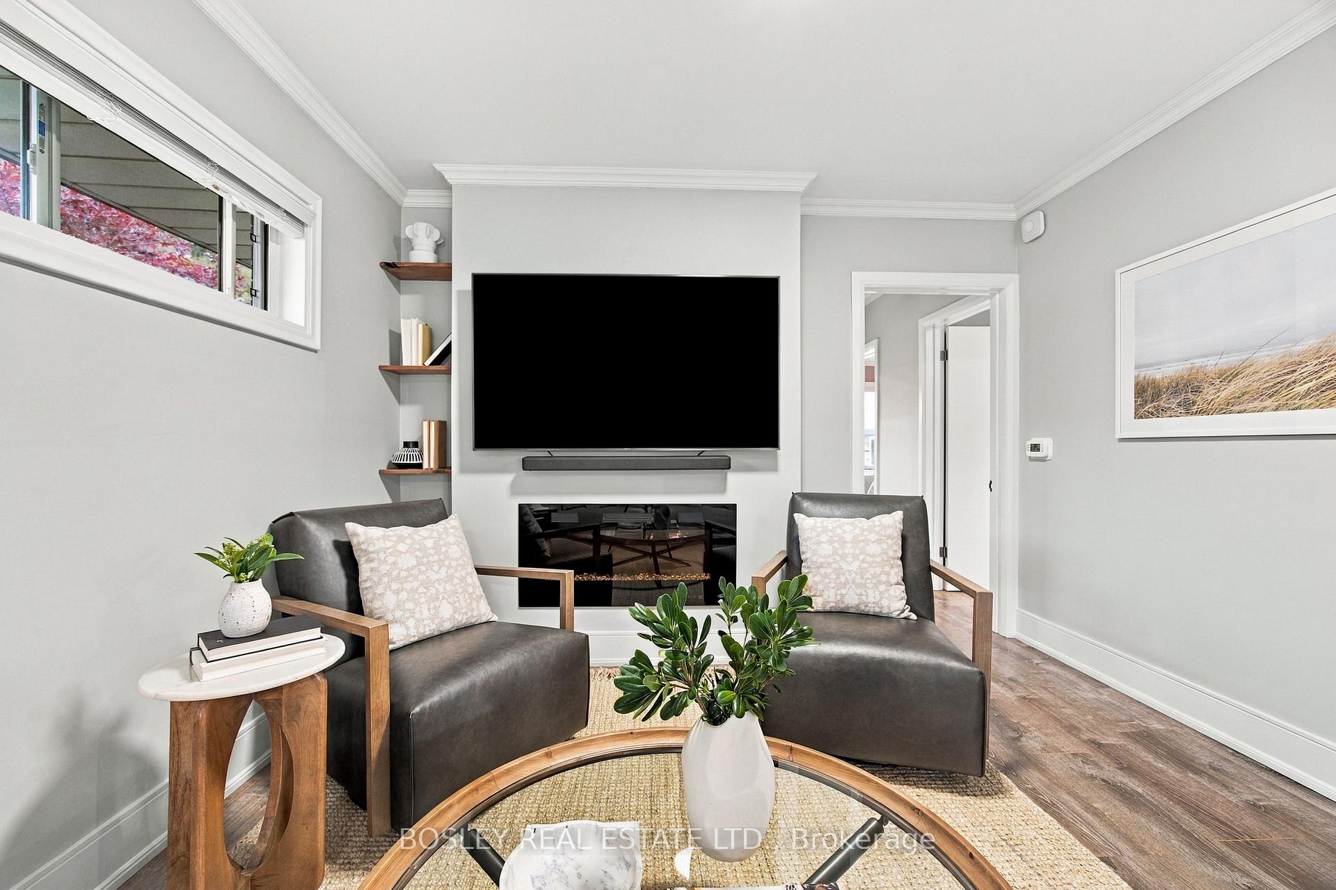 Photo 7 of 56 Christina Crescent, Scarborough, Wexford-Maryvale — HOMEH