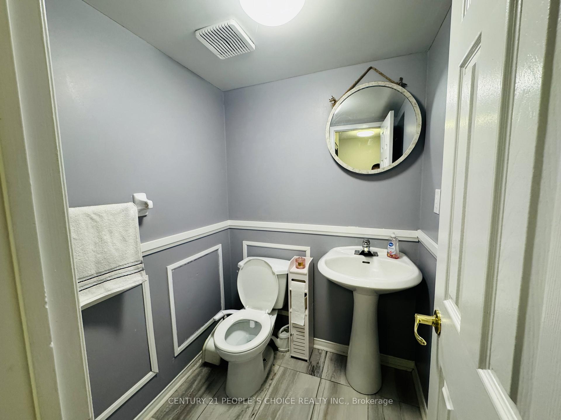 Photo 7 of 110 Spadina Road, Brampton, Bram West — HOMEH