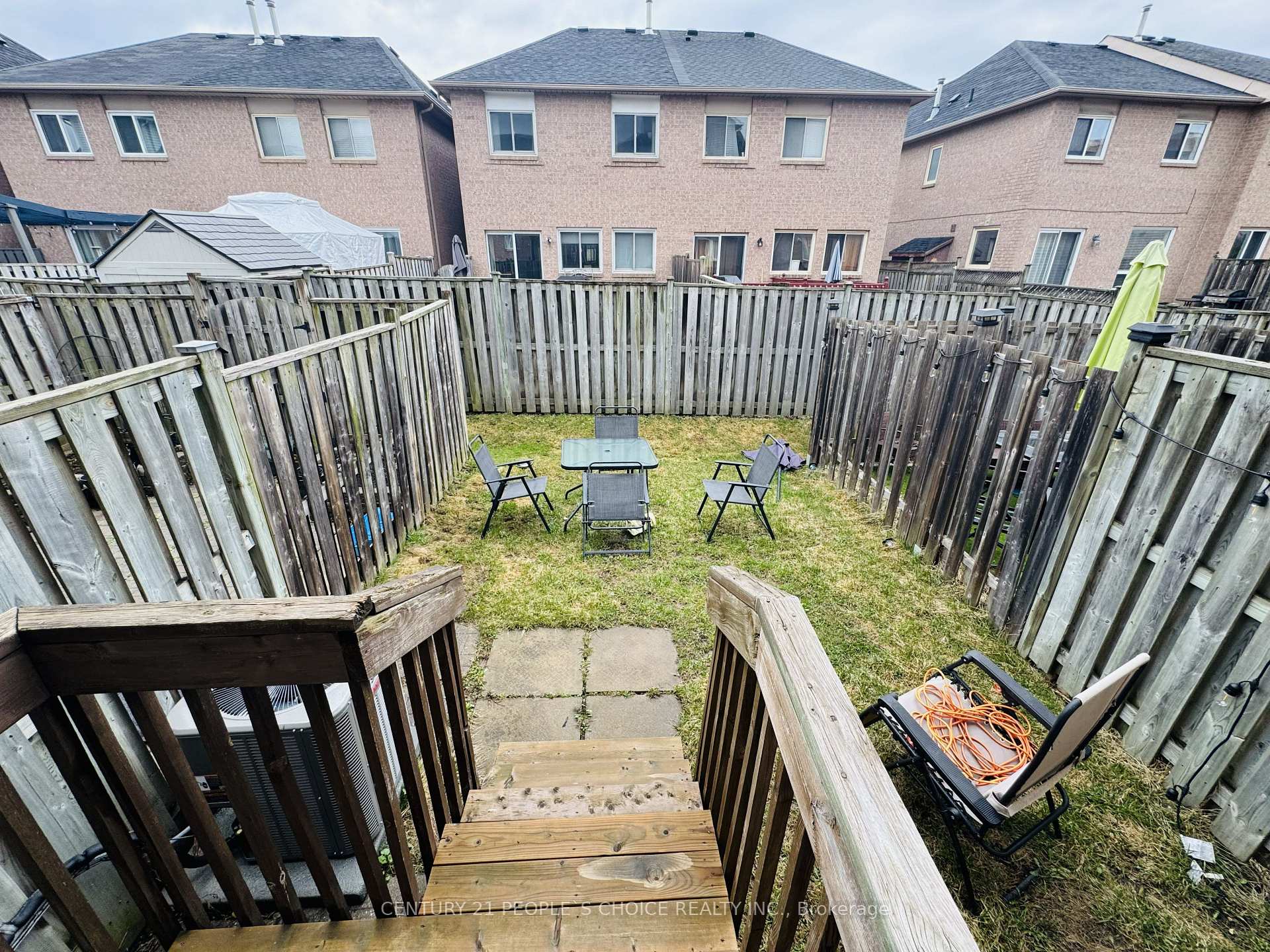 Photo 11 of 110 Spadina Road, Brampton, Bram West — HOMEH