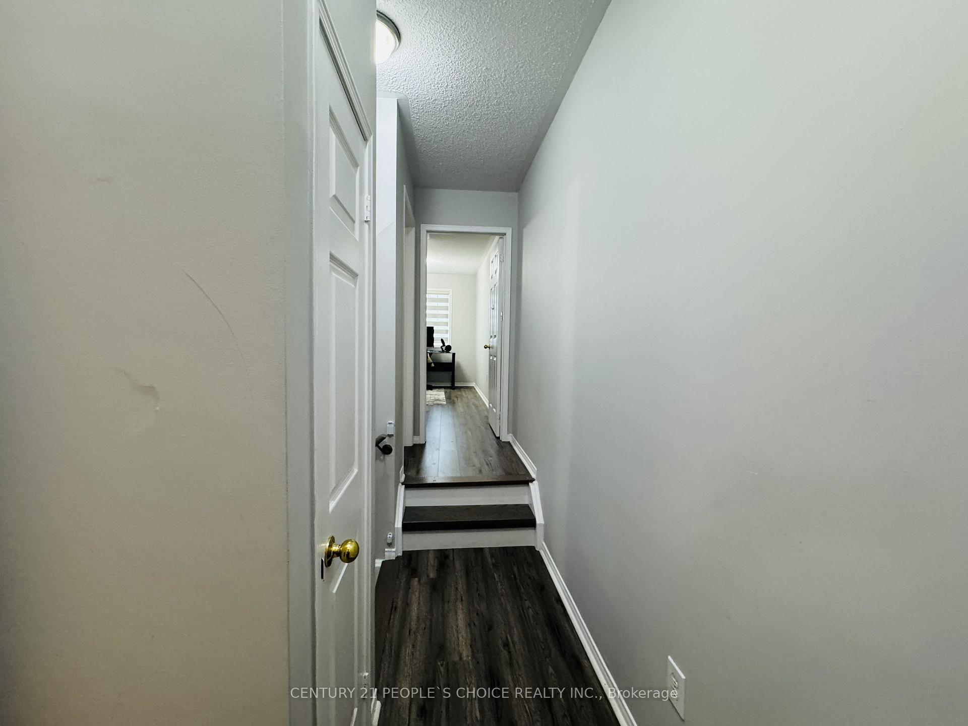 Photo 16 of 110 Spadina Road, Brampton, Bram West — HOMEH