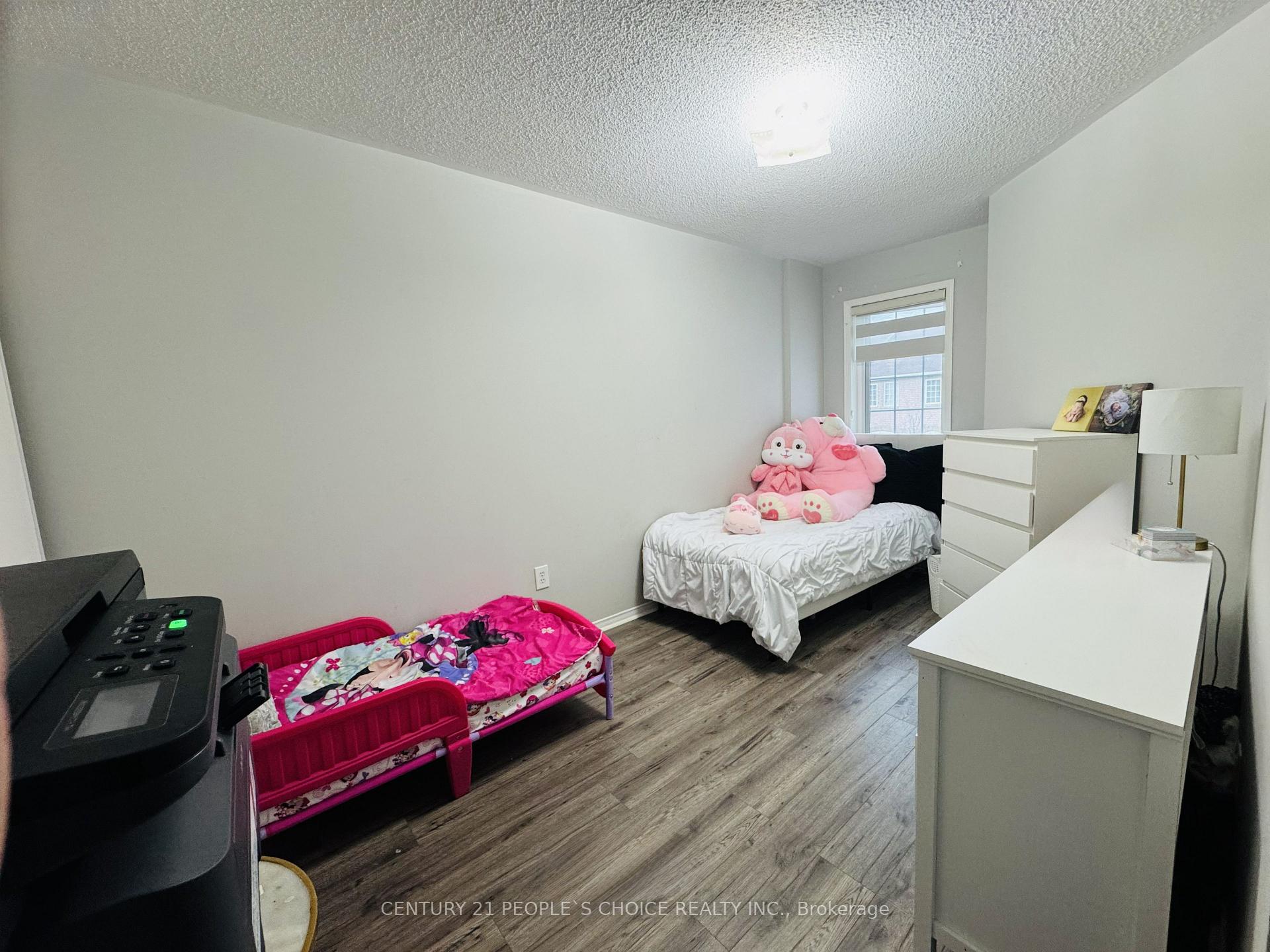Photo 19 of 110 Spadina Road, Brampton, Bram West — HOMEH