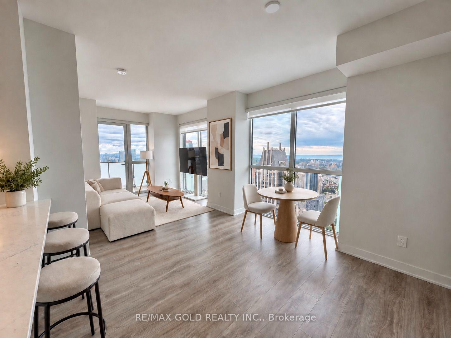 Photo 7 of Unit 4403, 430 Square One Drive, Mississauga, City Centre — HOMEH