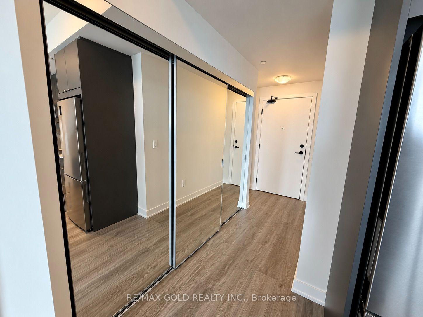 Photo 26 of Unit 4403, 430 Square One Drive, Mississauga, City Centre — HOMEH