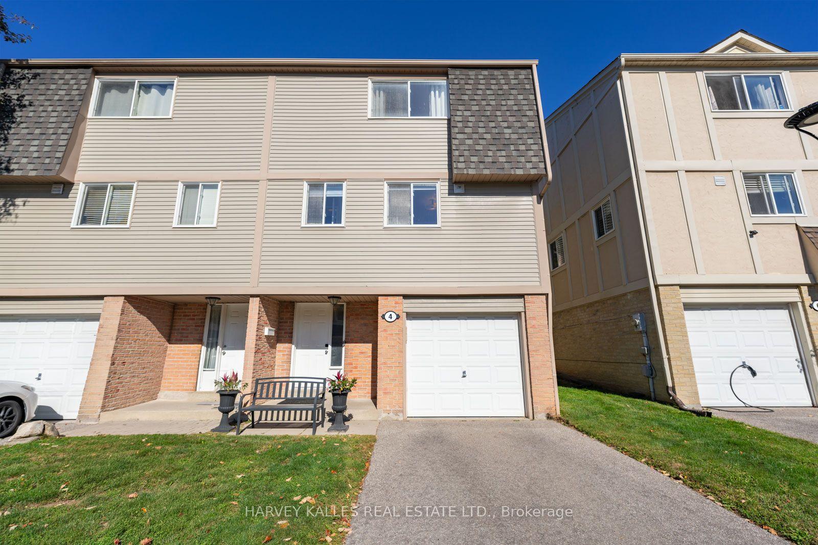 Photo 2 of 4 New Port Way, Markham, Thornhill — HOMEH