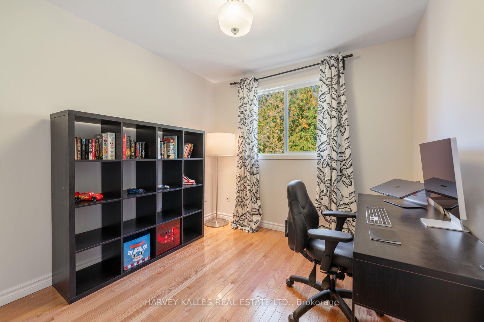 Photo 20 of 4 New Port Way, Markham, Thornhill — HOMEH