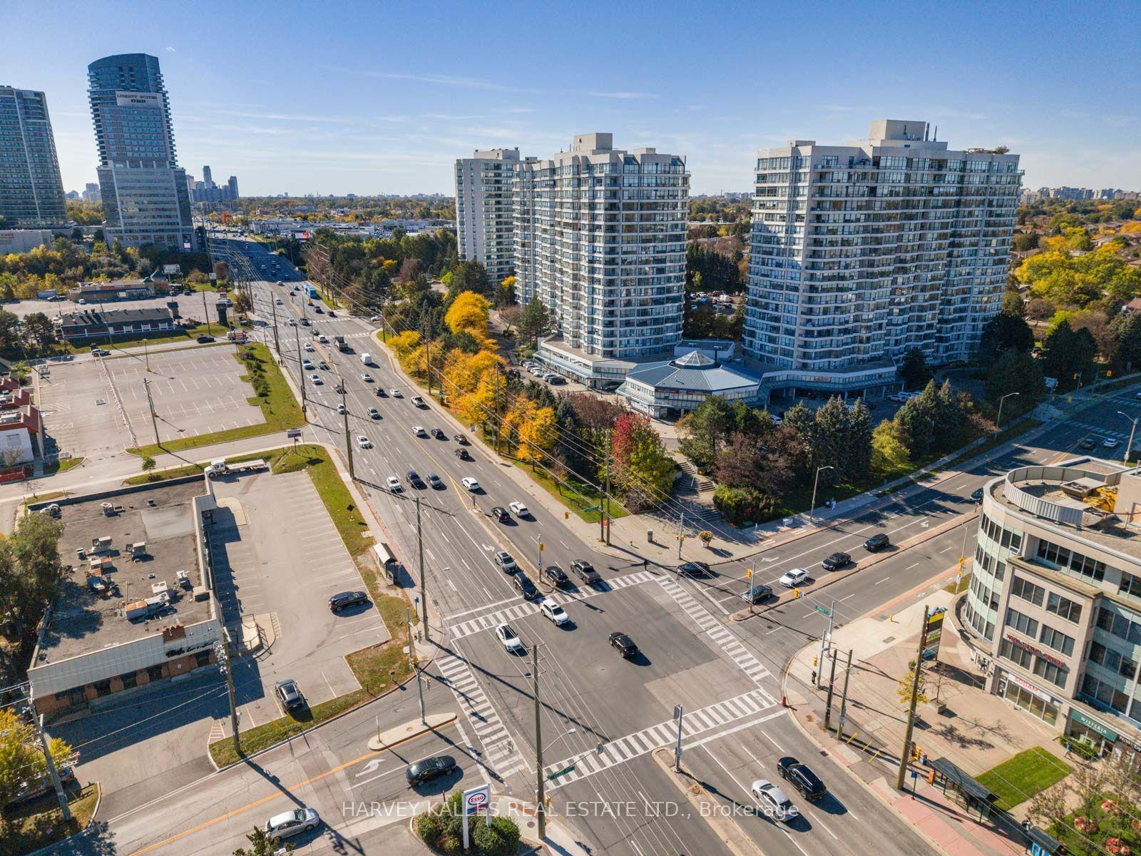 Photo 32 of 4 New Port Way, Markham, Thornhill — HOMEH