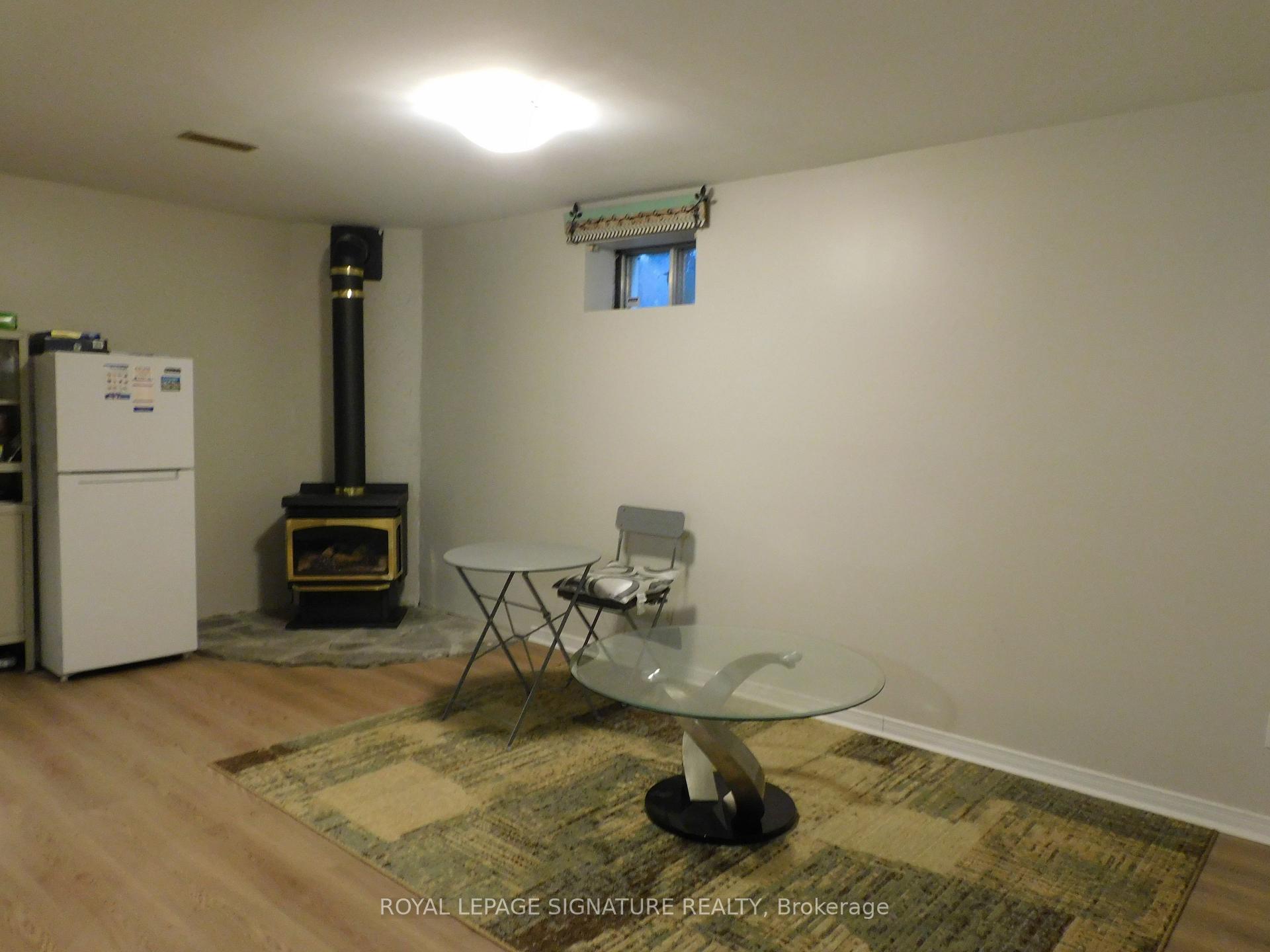 Photo of 1132 Queen Street W
