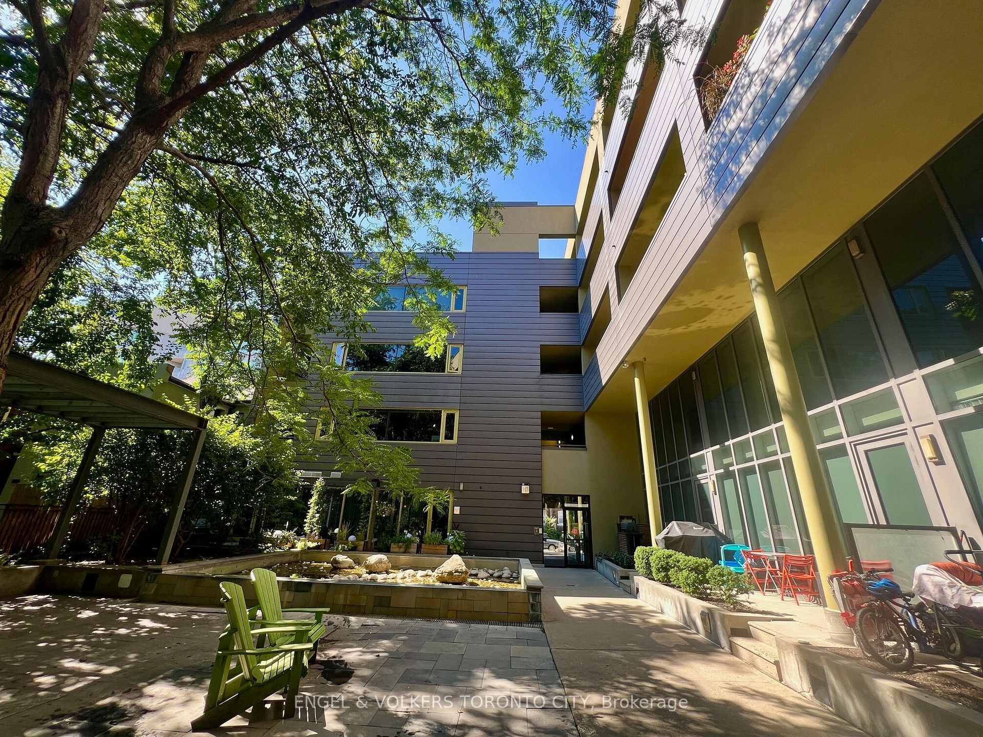 Photo 3 of Unit 202, 25 Ritchie Avenue, Toronto, Roncesvalles — HOMEH
