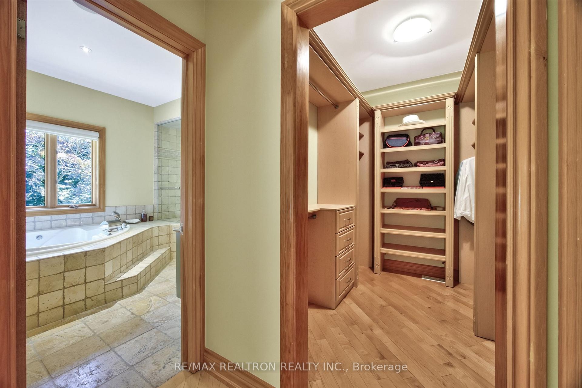 Photo 27 of 24 Maplehyrn Avenue, East Gwillimbury, Sharon — HOMEH