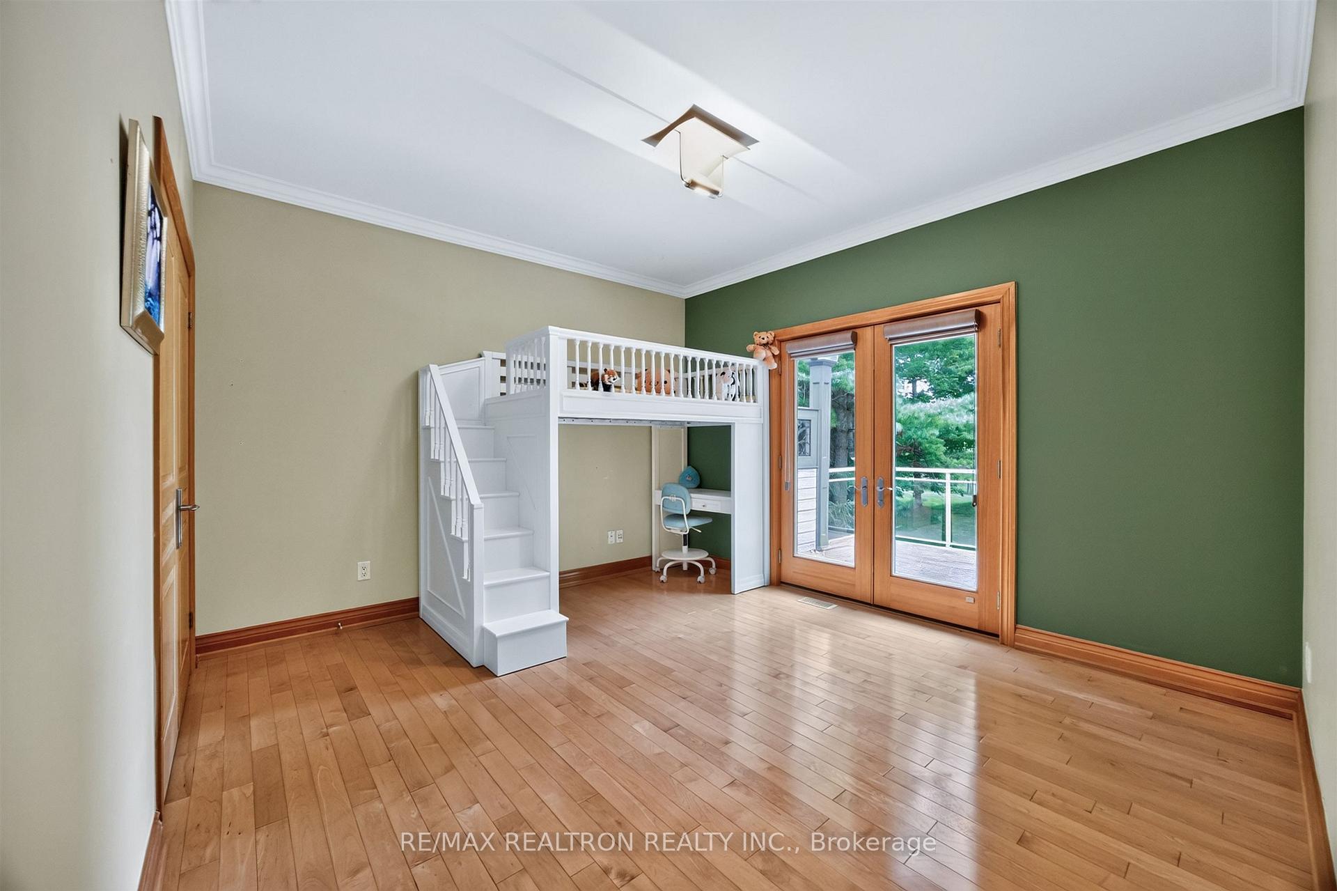 Photo 30 of 24 Maplehyrn Avenue, East Gwillimbury, Sharon — HOMEH