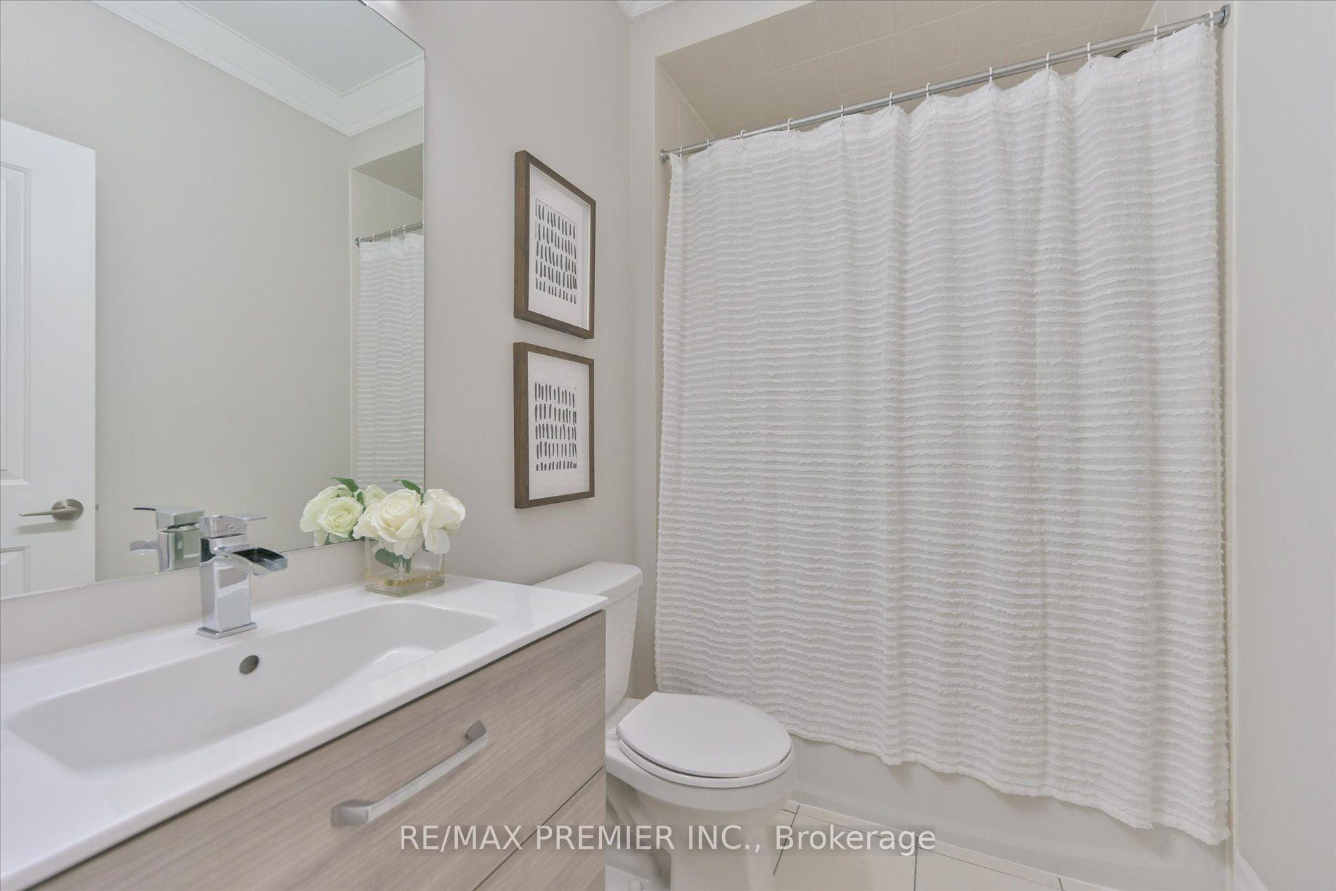 Photo 30 of 86 Golden Trail, Vaughan, Patterson — HOMEH