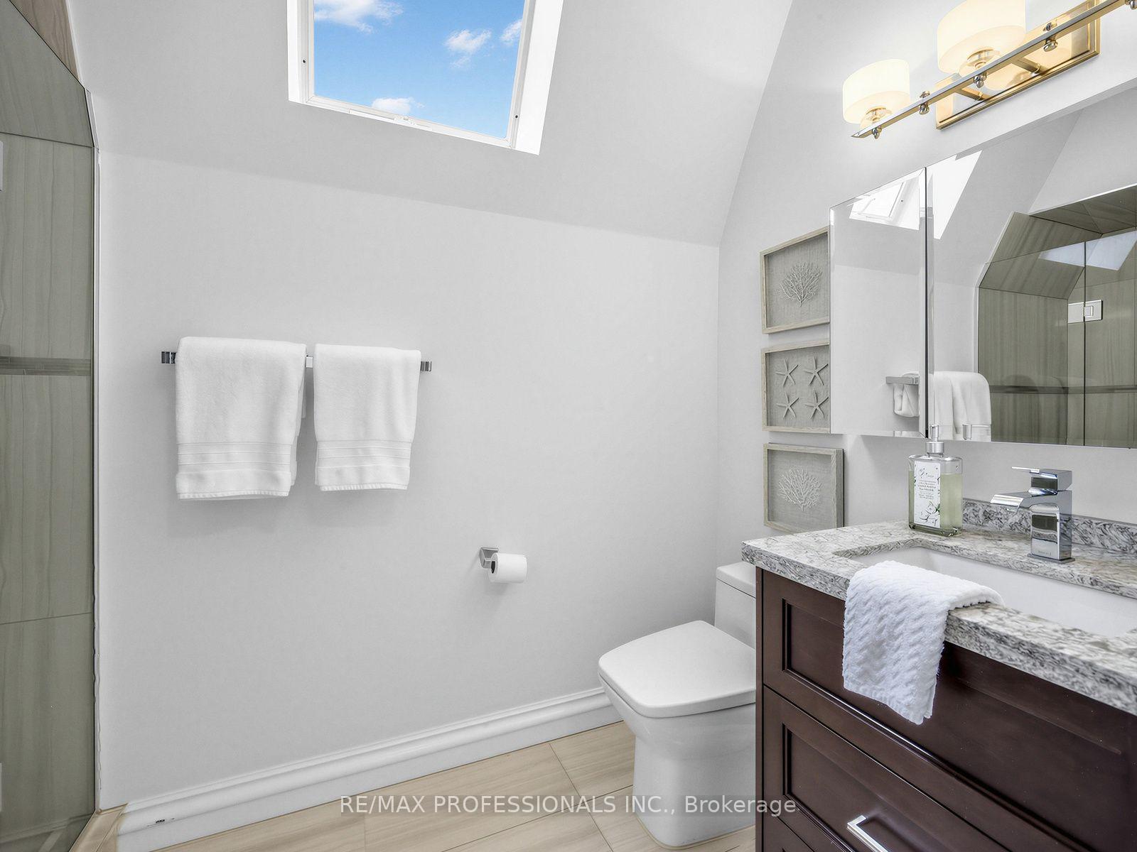 Photo 26 of 1952 Lapad Court, Mississauga, Erin Mills — HOMEH