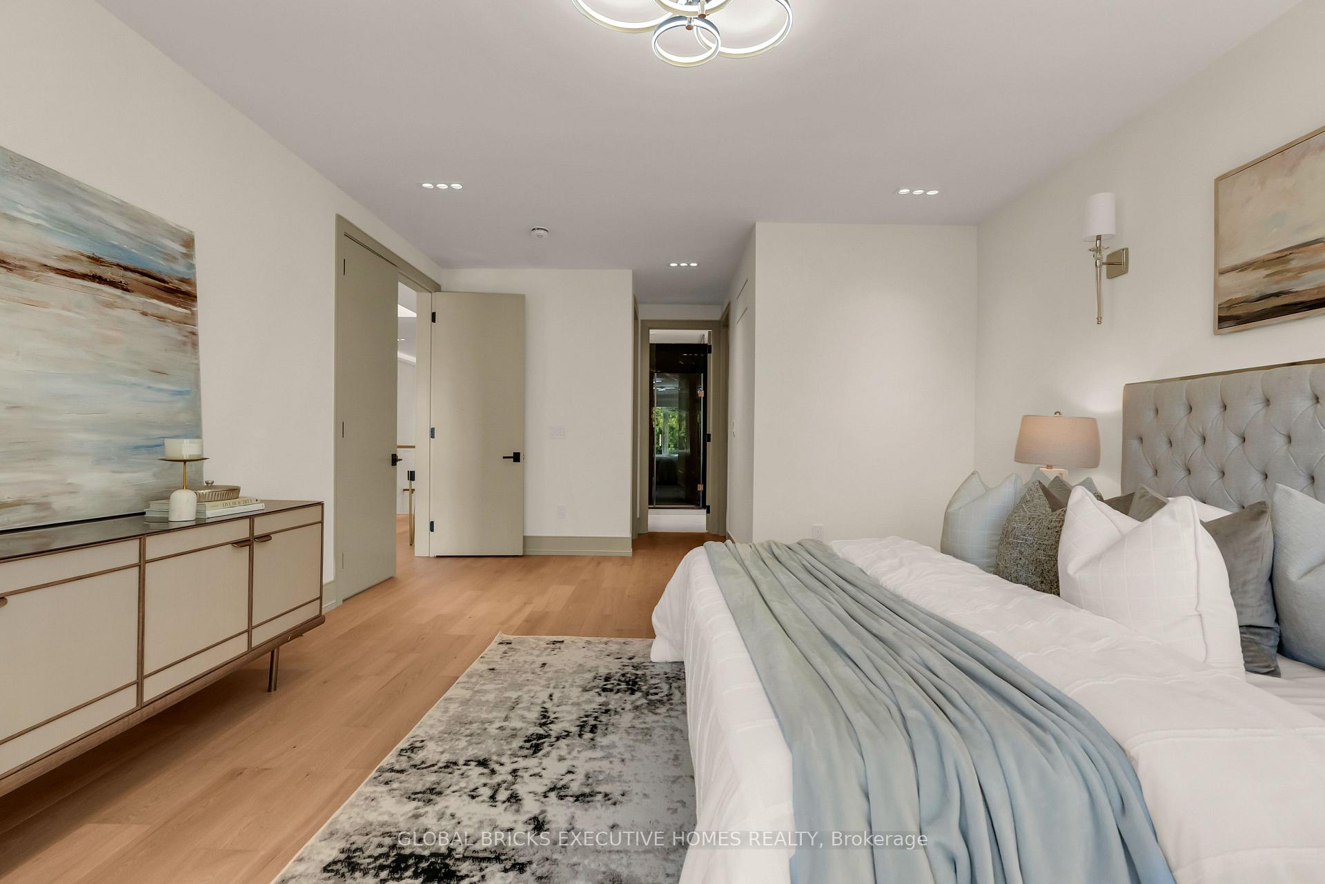 Photo 23 of 2016 Seafare Drive, Oakville, Bronte — HOMEH