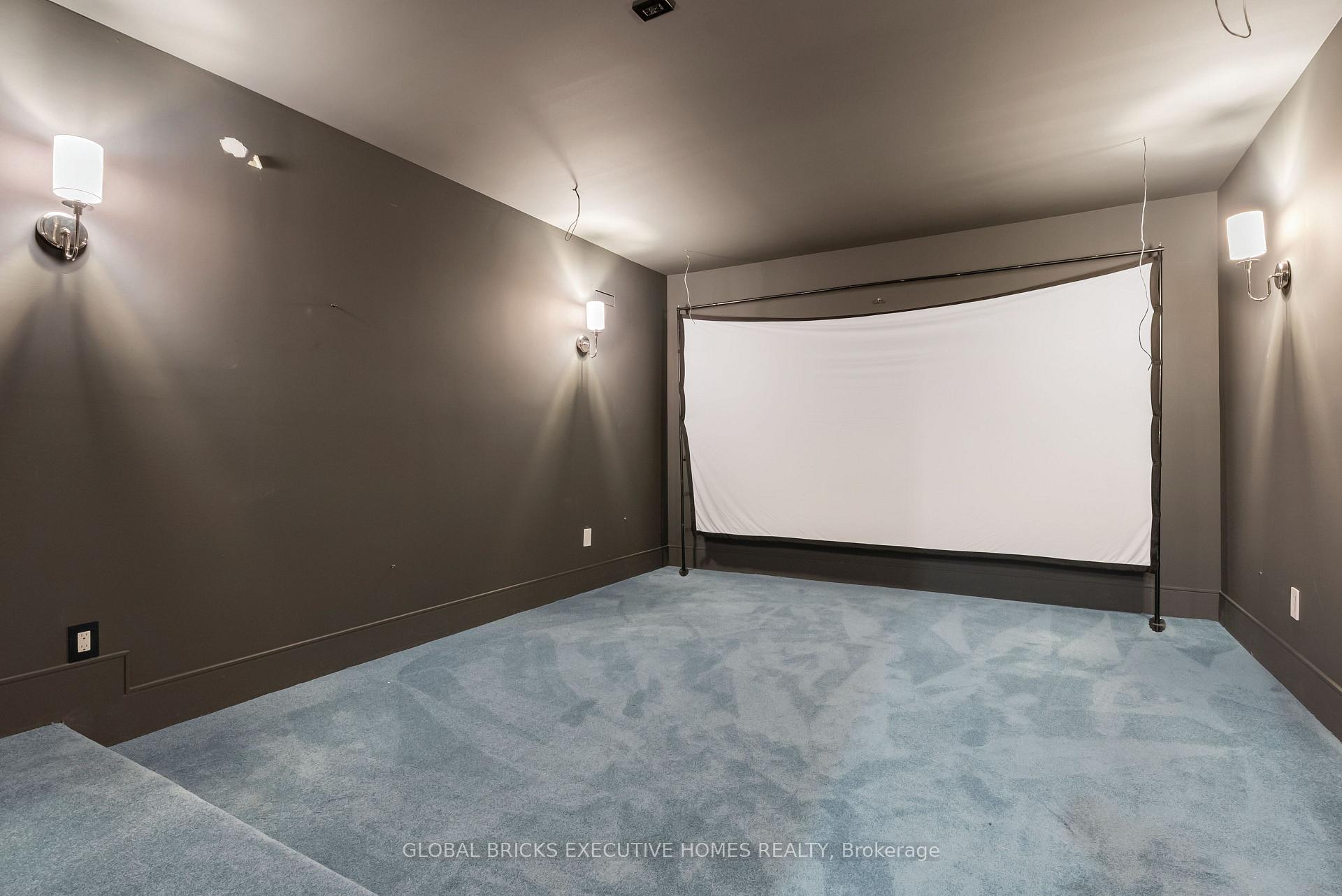 Photo 48 of 2016 Seafare Drive, Oakville, Bronte — HOMEH