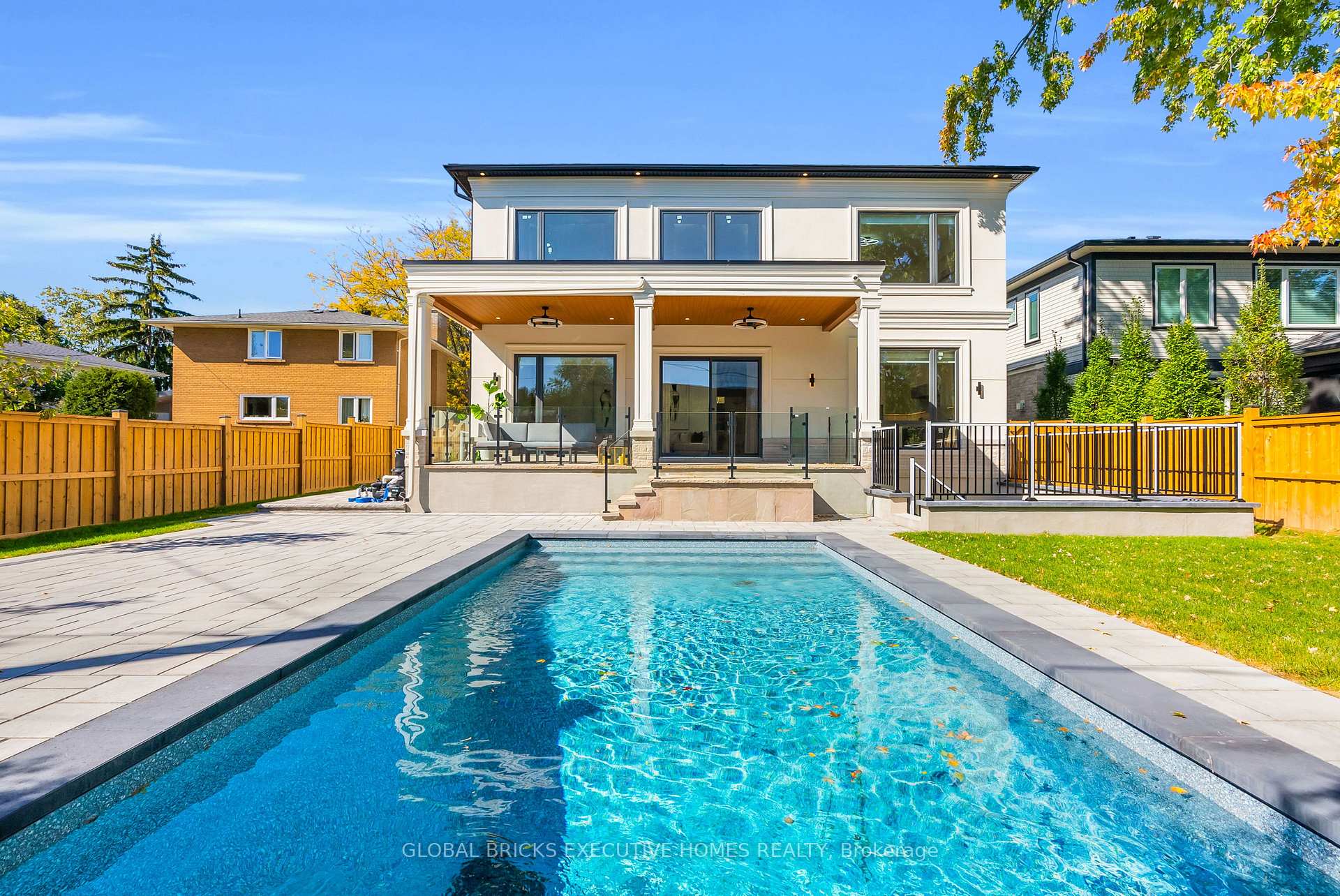 Photo 54 of 2016 Seafare Drive, Oakville, Bronte — HOMEH
