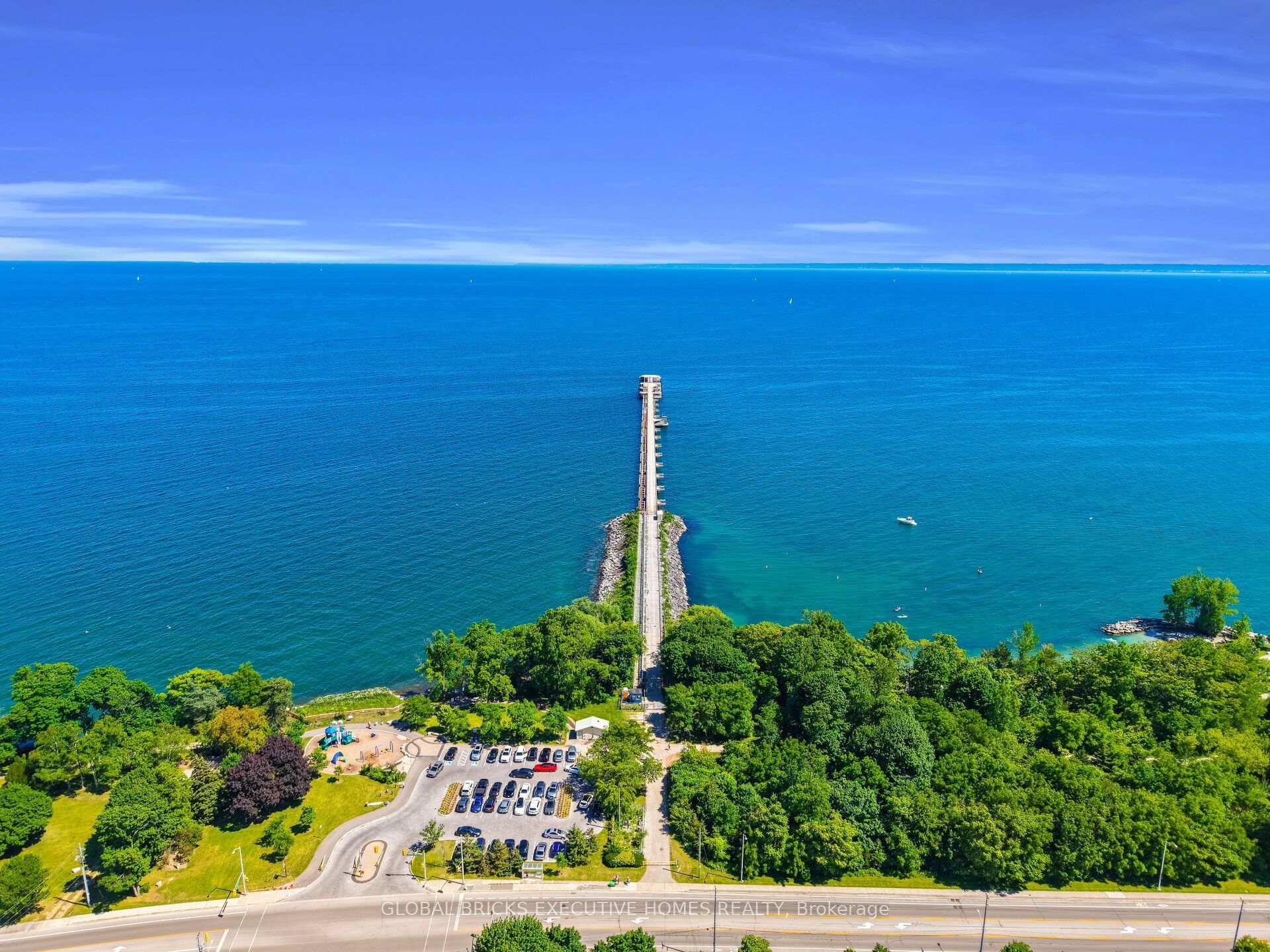 Photo 56 of 2016 Seafare Drive, Oakville, Bronte — HOMEH