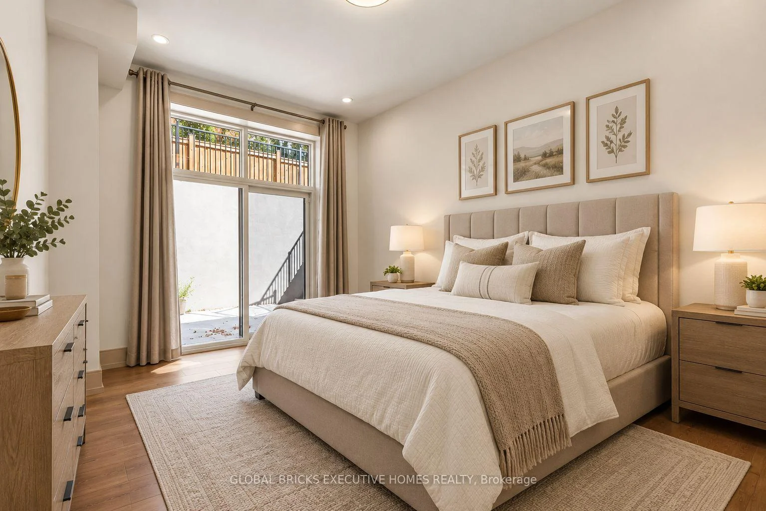 Photo 49 of 2016 Seafare Drive, Oakville, Bronte — HOMEH