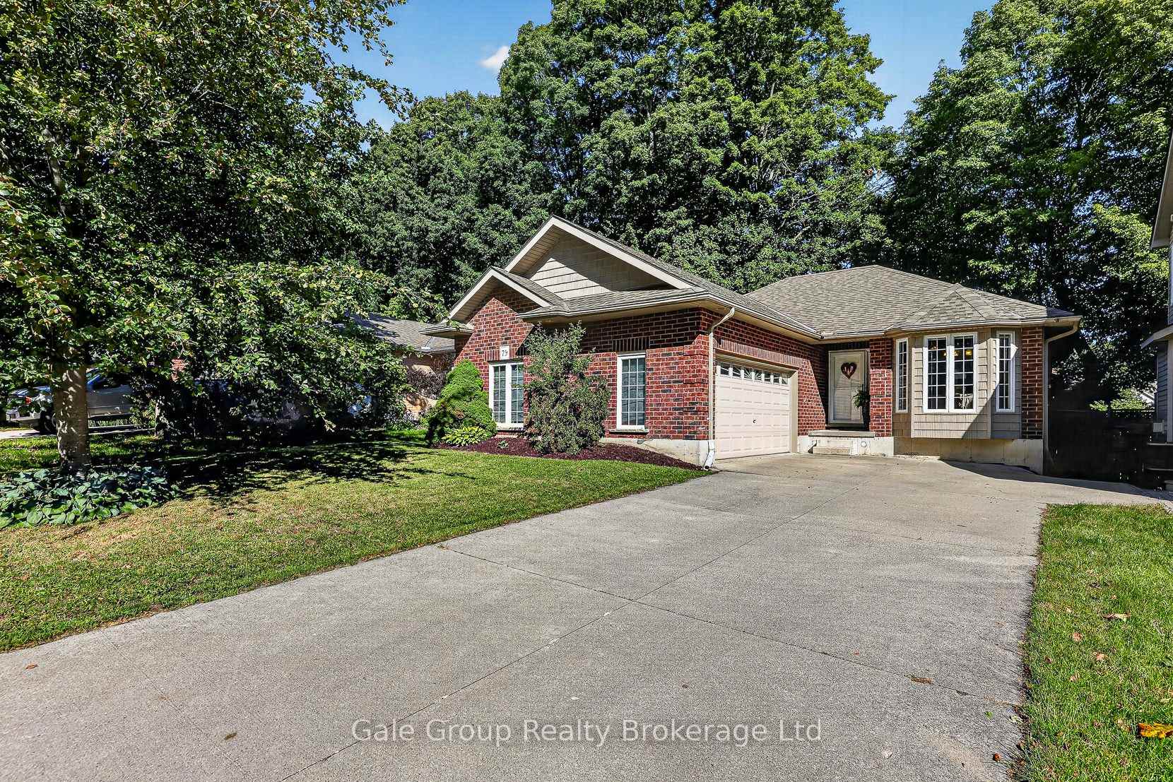 Photo 1 of 79 Potters Way, Woodstock, Woodstock - South — HOMEH