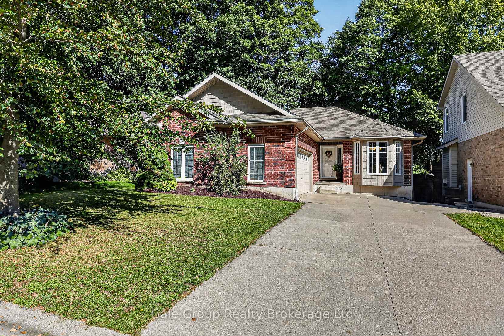 Photo 40 of 79 Potters Way, Woodstock, Woodstock - South — HOMEH
