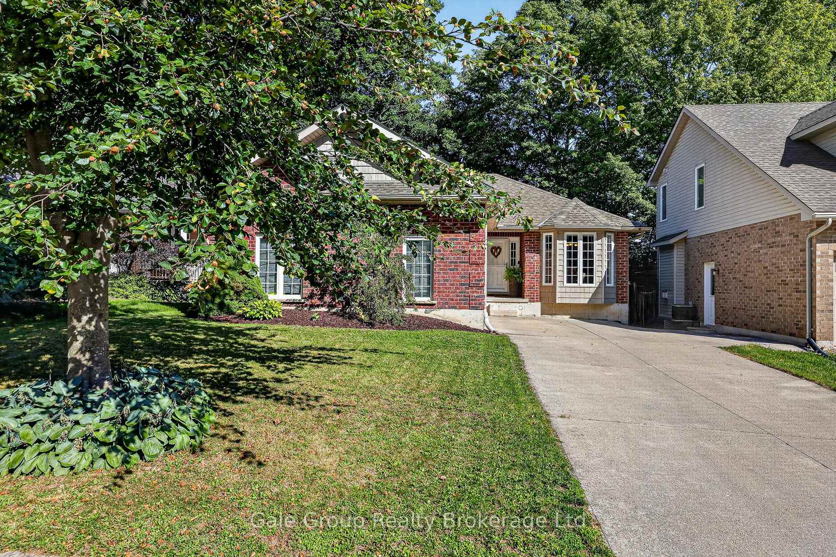 Photo 41 of 79 Potters Way, Woodstock, Woodstock - South — HOMEH