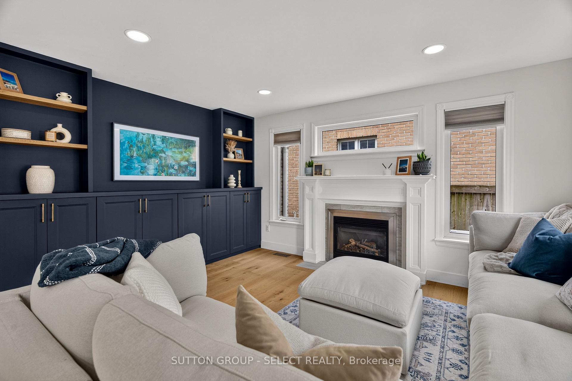 Photo 9 of 121 Tanoak Drive, London, North E — HOMEH