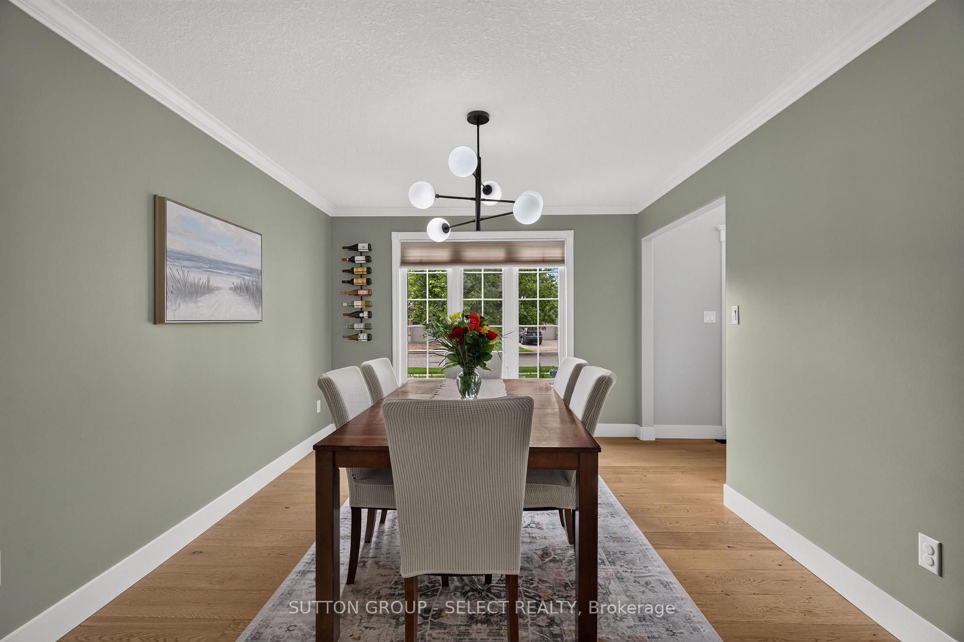 Photo 21 of 121 Tanoak Drive, London, North E — HOMEH