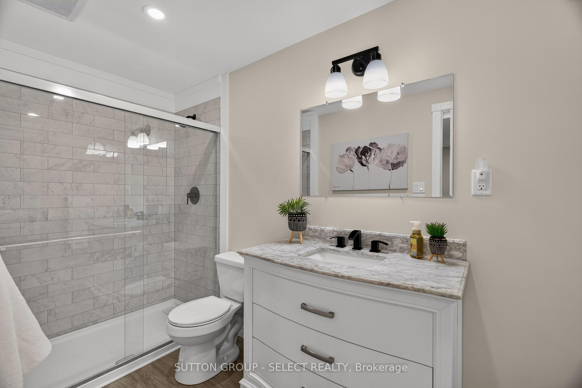 Photo 40 of 121 Tanoak Drive, London, North E — HOMEH