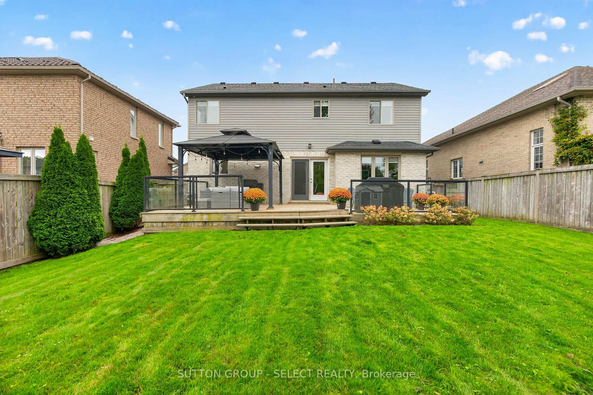 Photo 41 of 121 Tanoak Drive, London, North E — HOMEH