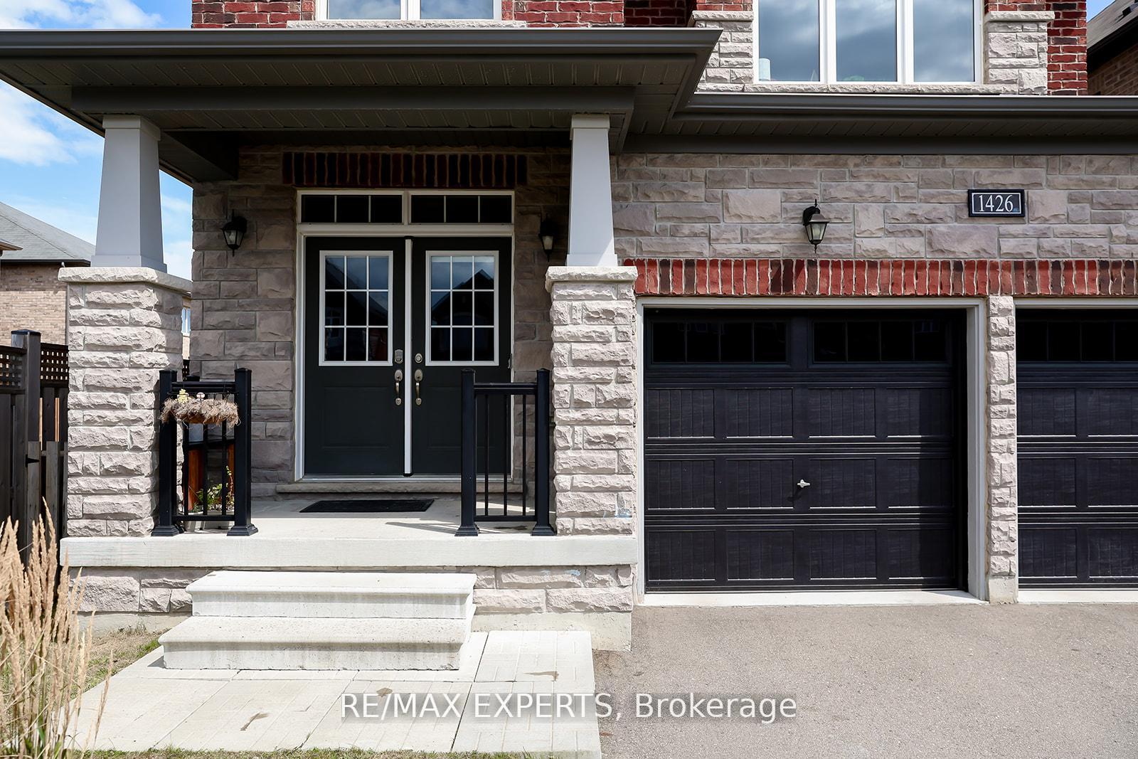 Photo 2 of 1426 Farrow Crescent, Innisfil, Alcona — HOMEH