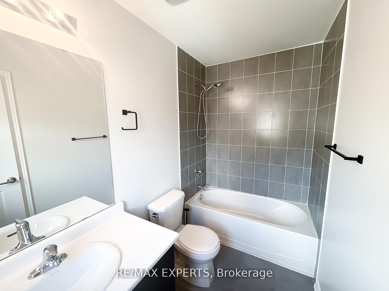 Photo 38 of 1426 Farrow Crescent, Innisfil, Alcona — HOMEH