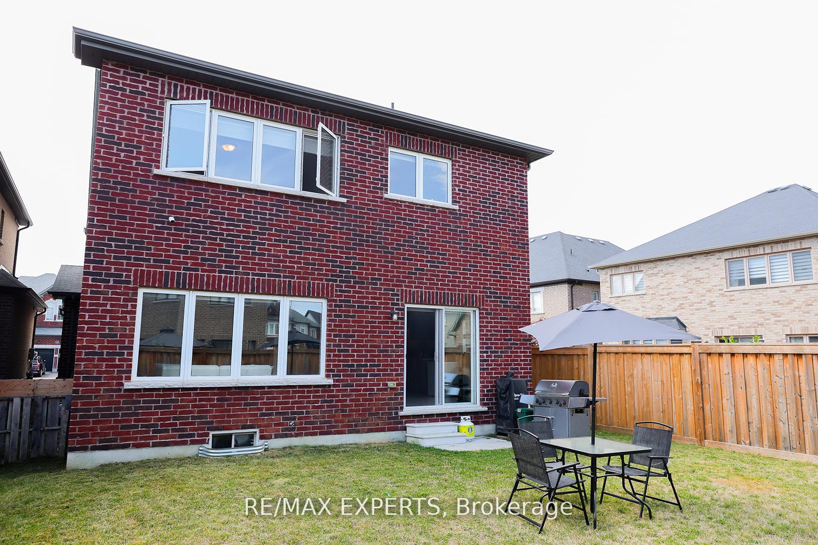 Photo 39 of 1426 Farrow Crescent, Innisfil, Alcona — HOMEH