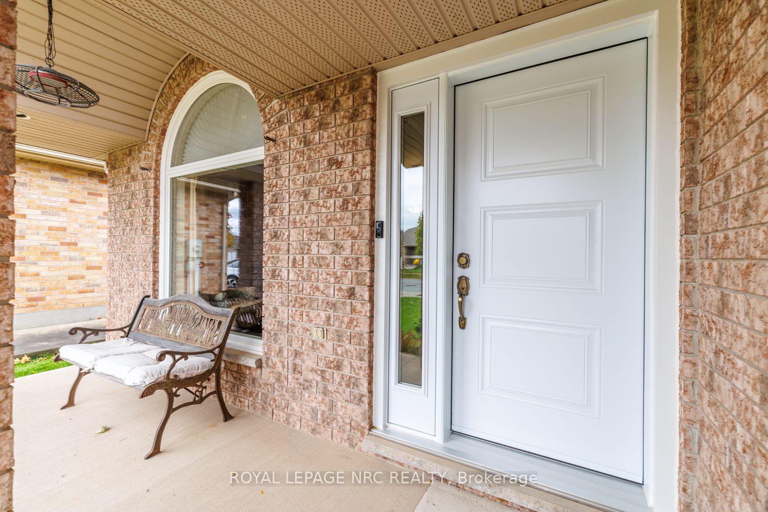 Photo 3 of 7109 Parkside Road, Niagara Falls, Forestview — HOMEH