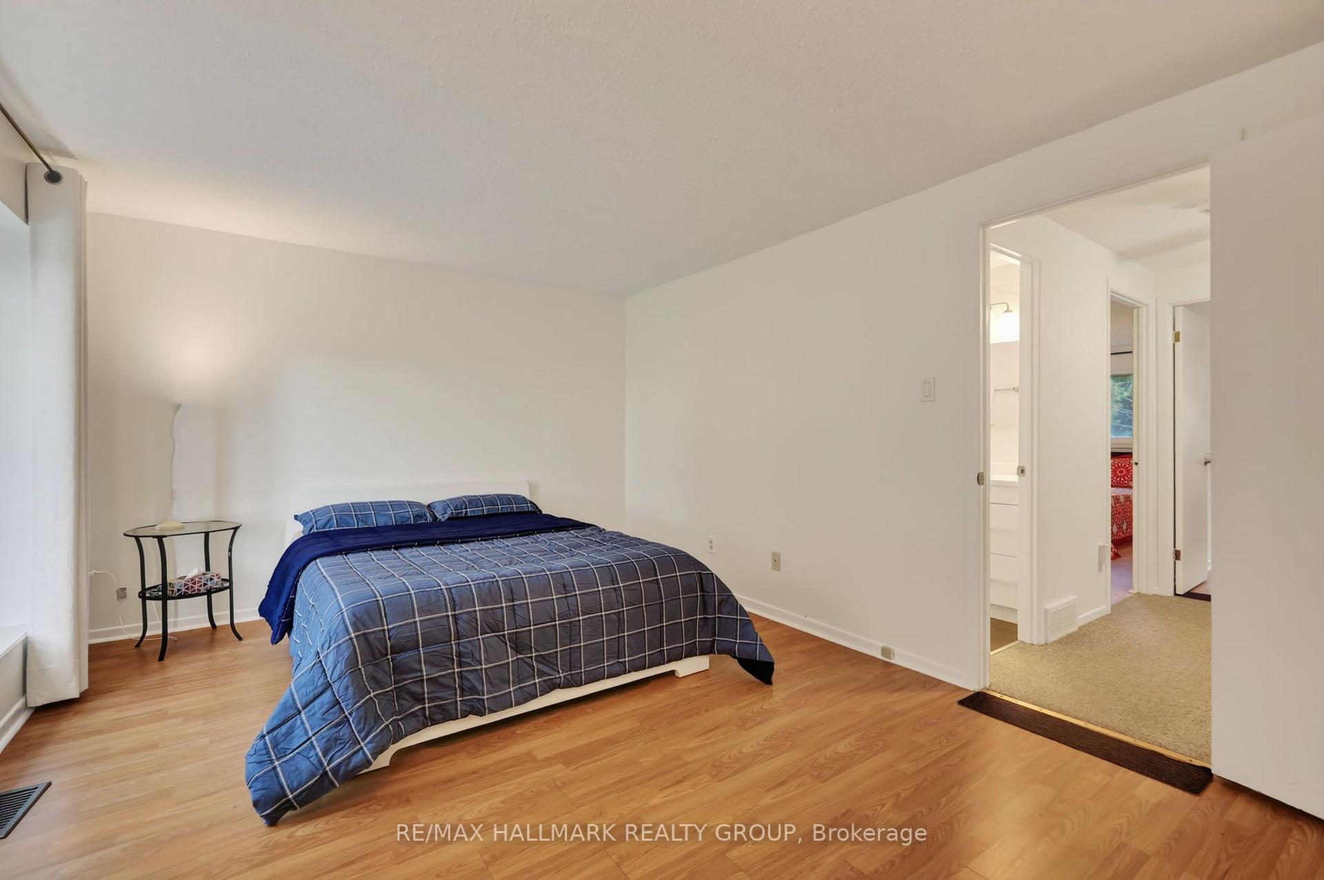 Photo 11 of 2434 Braeburn Place, Ottawa, Blackburn Hamlet (South) — HOMEH