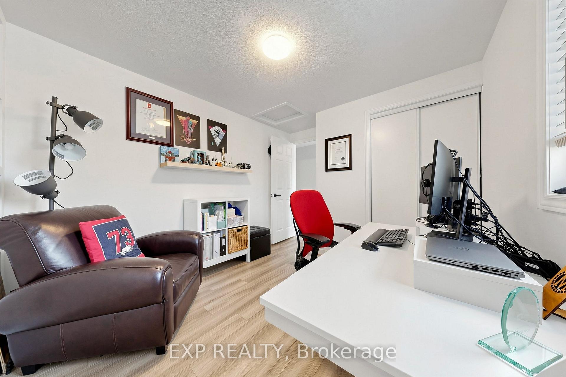 Photo 26 of 63 Fenwick Avenue, Clarington, Bowmanville — HOMEH