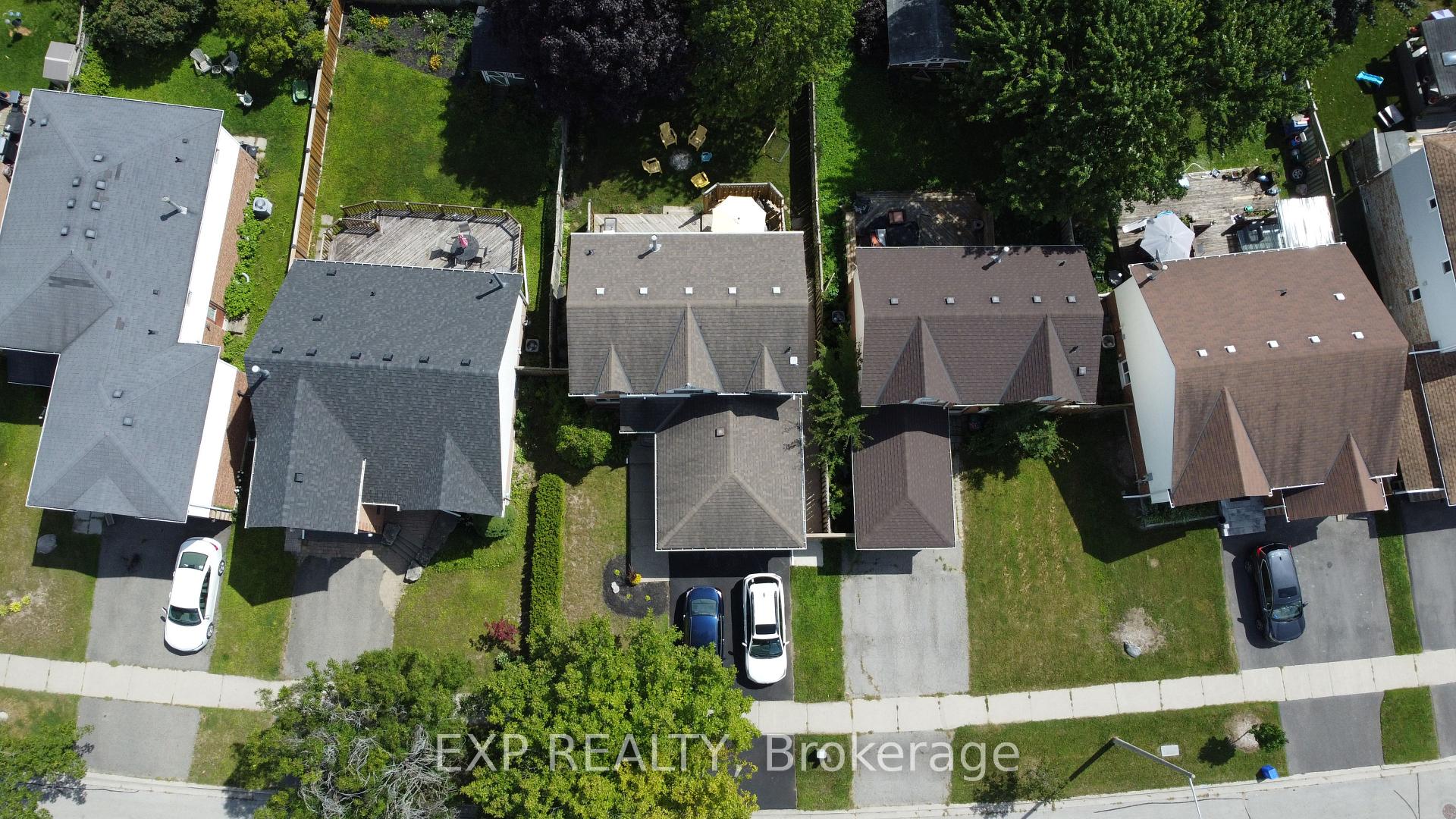 Photo 48 of 63 Fenwick Avenue, Clarington, Bowmanville — HOMEH