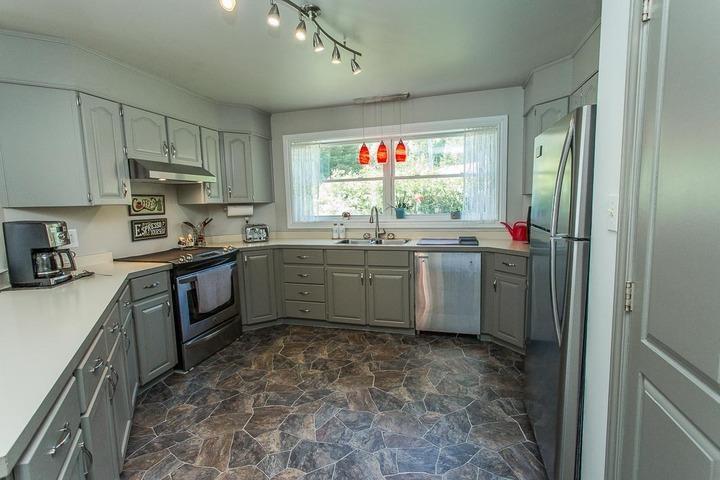 Photo 8 of 2750 Canoe Point Road, St. Joseph — HOMEH