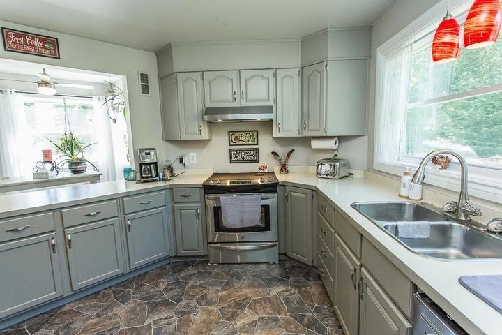 Photo 9 of 2750 Canoe Point Road, St. Joseph — HOMEH
