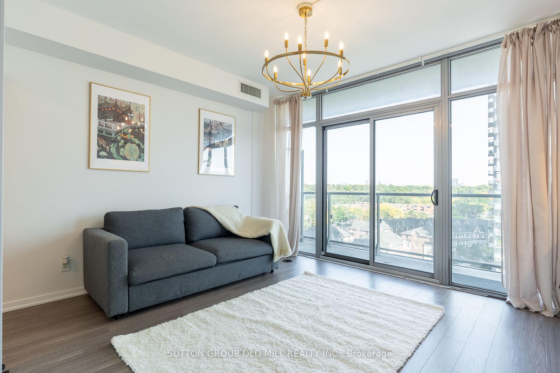 Photo 8 of Unit 812, 105 The Queensway, Toronto, High Park-Swansea — HOMEH